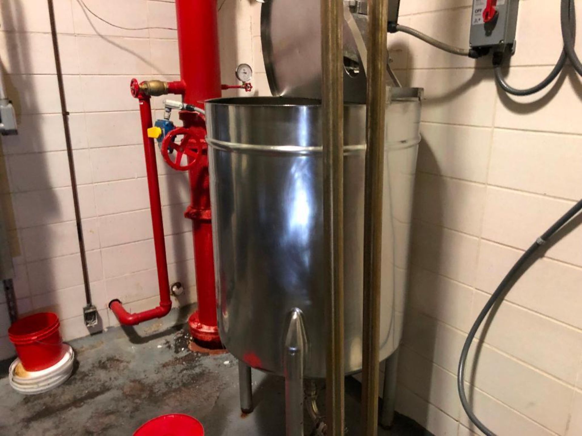 SS batch ingredient tank. (Located in Green Bay, WI) - Image 2 of 12