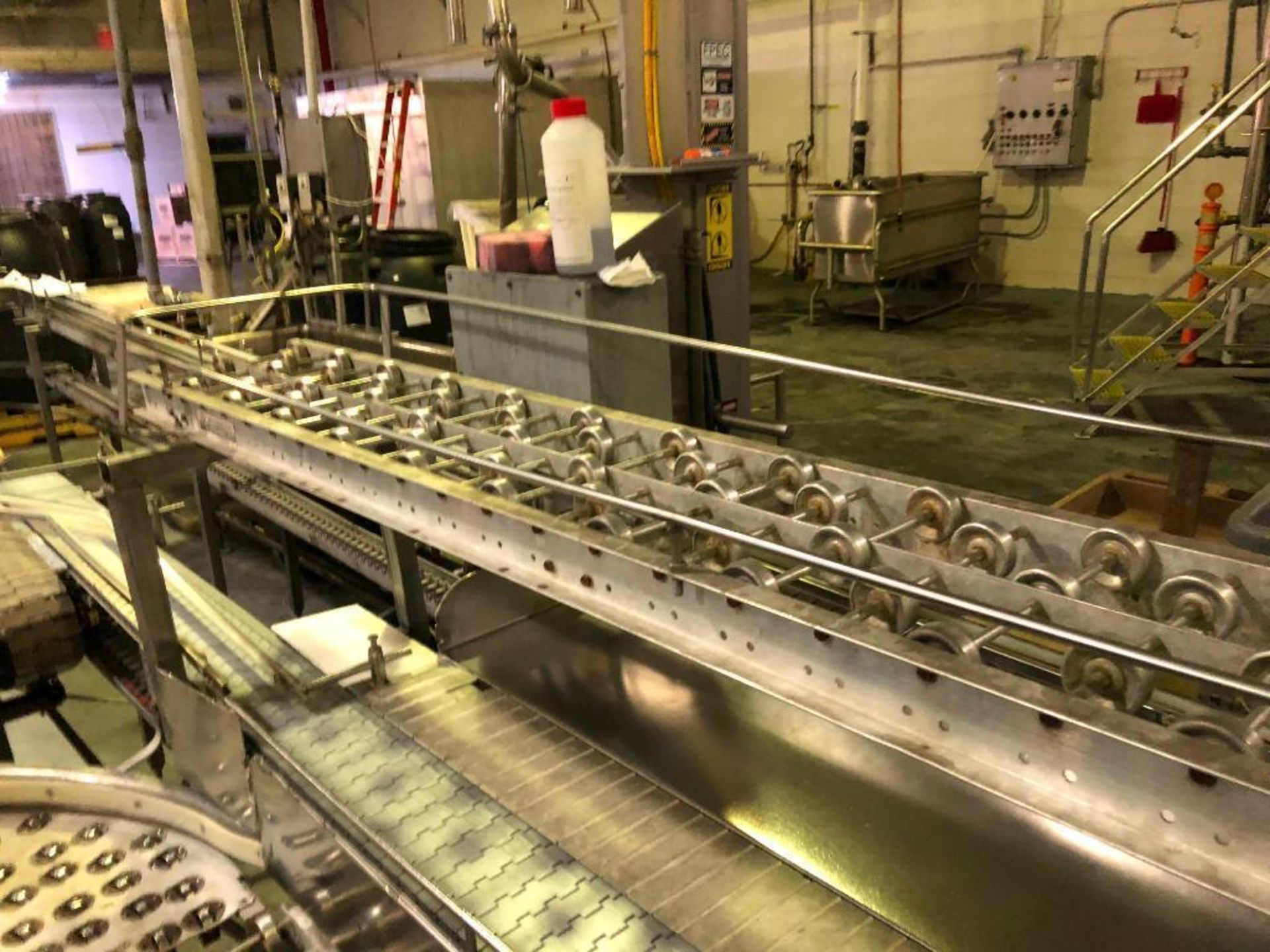 MTF aluminum skate conveyor. (Located in Green Bay, WI) - Image 5 of 8