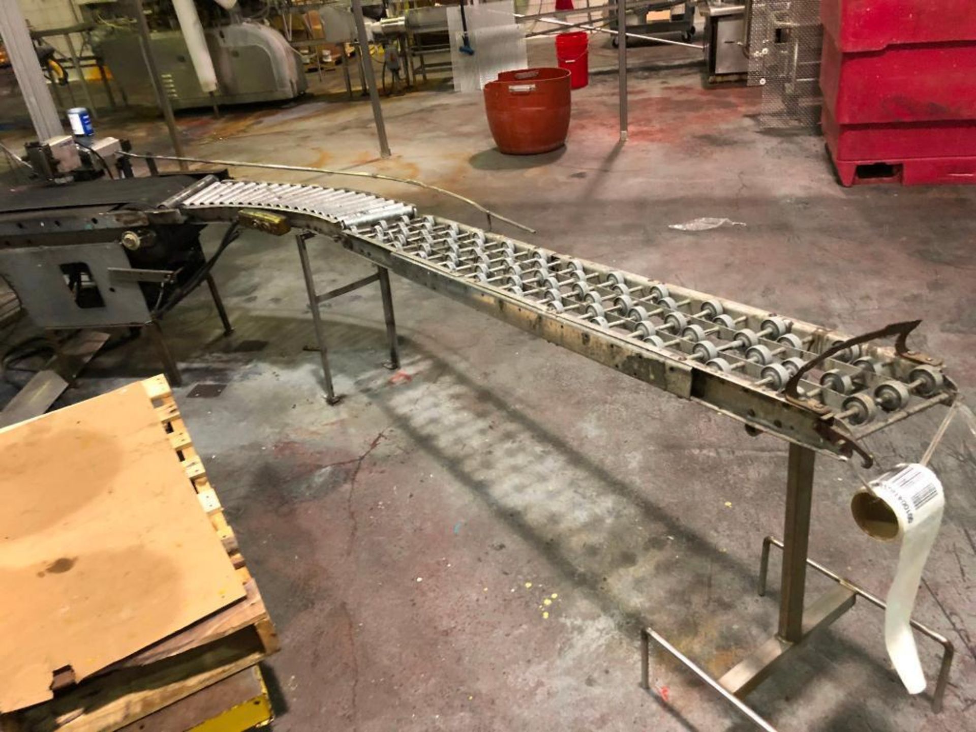 Gravity skate conveyor. (Located in Green Bay, WI) - Image 2 of 4