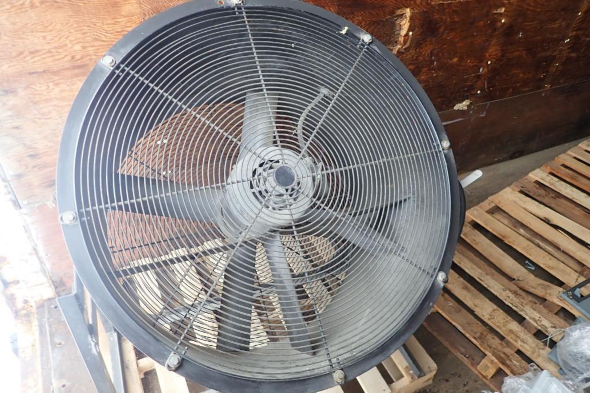 Dayton 36 in. fan. (Located in Kenosha, WI) - Image 7 of 8