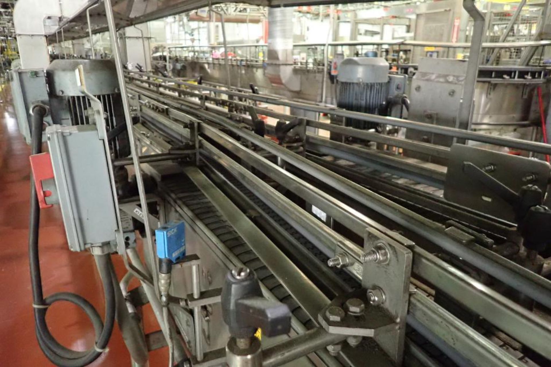 Dual lane SS adjustable can conveyor - (Located in Newport, TN) - Image 10 of 11