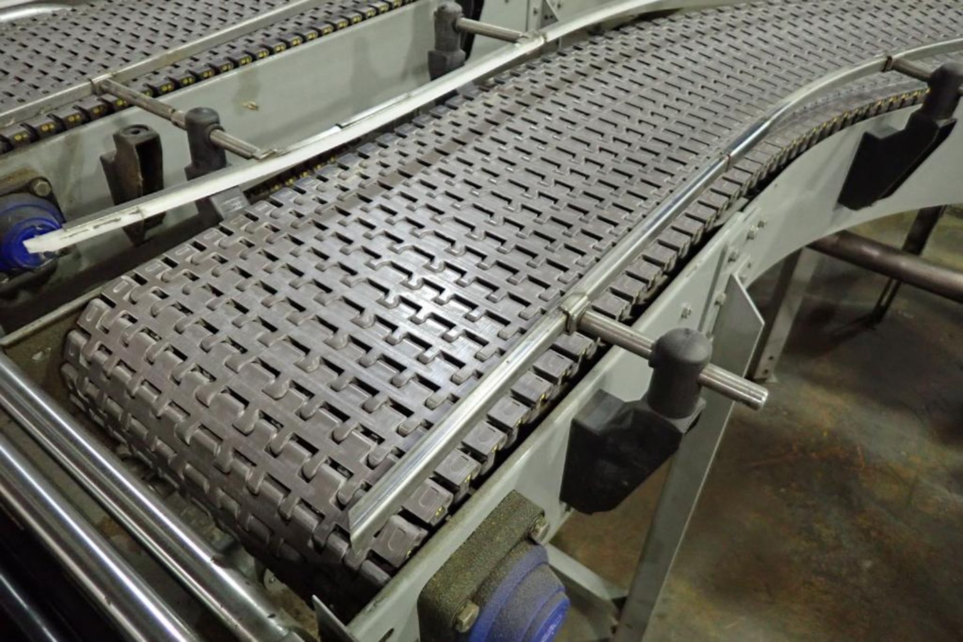 Mild steel U-shape plastic interlock belt conveyor - (Located in Newport, TN) - Image 4 of 7
