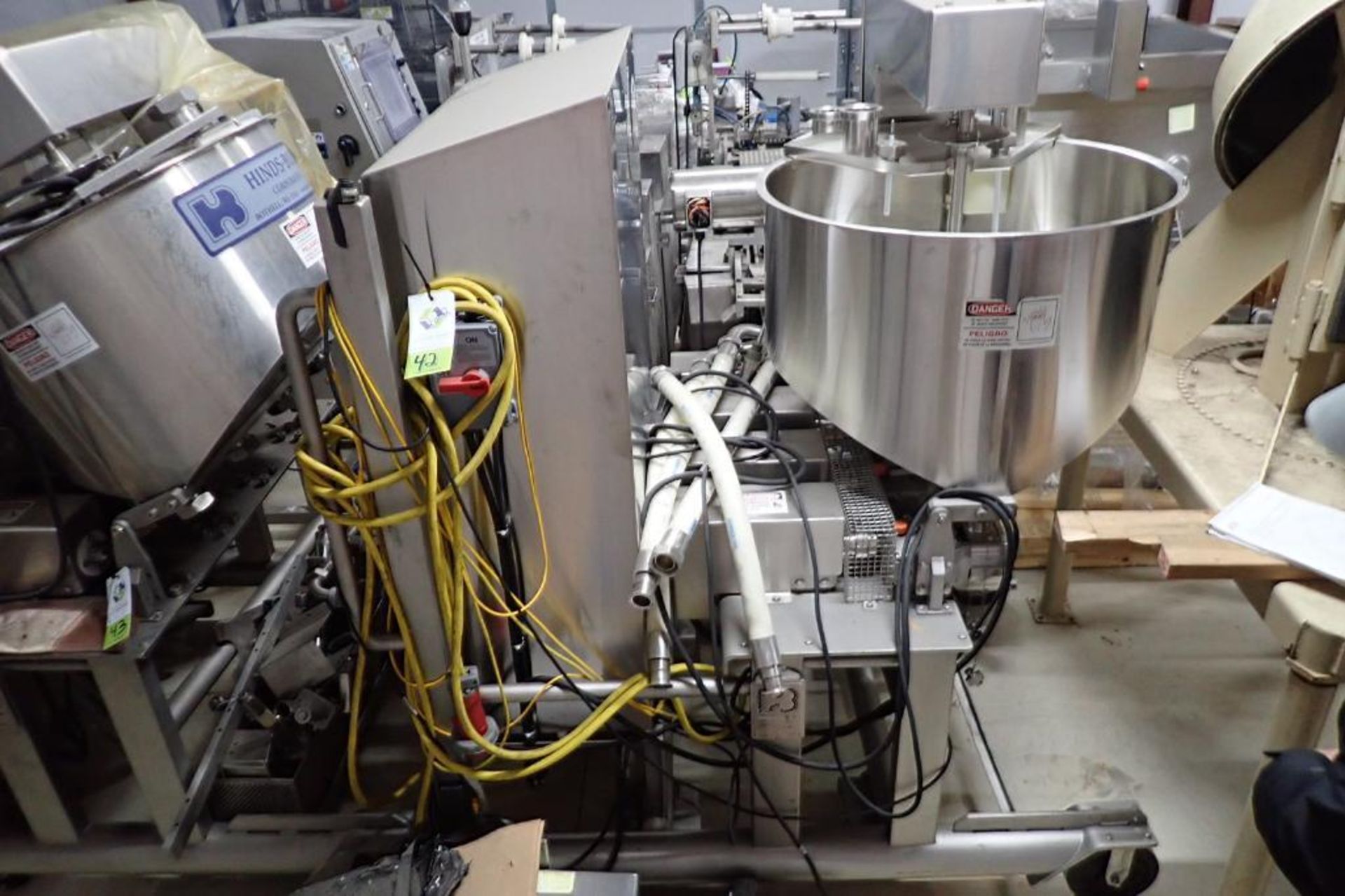 Hinds-Bock volumetric feeder - (Located in Fayetteville, AR)