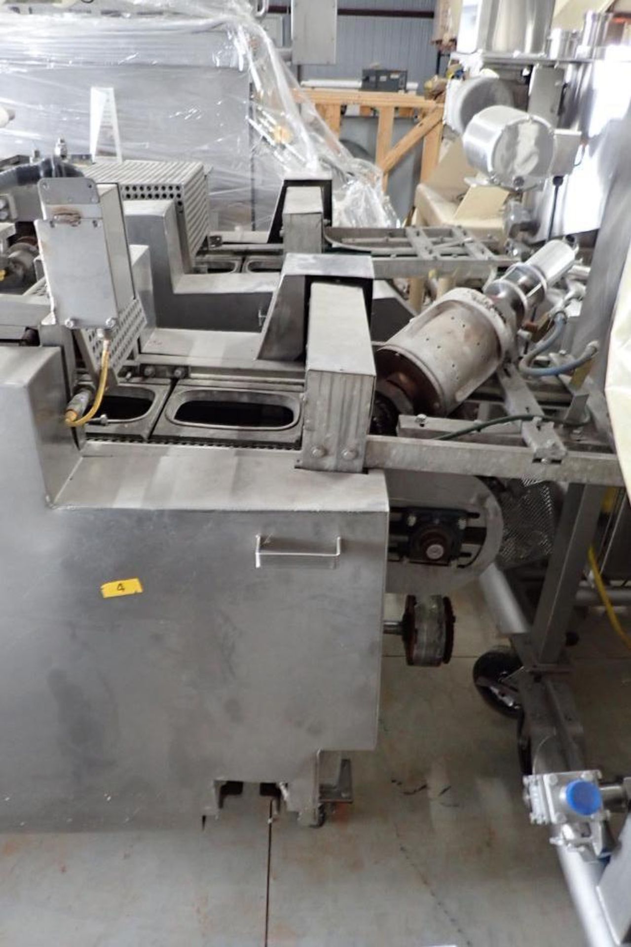 Dual head rotary tray sealer - (Located in Fayetteville, AR) - Image 10 of 11