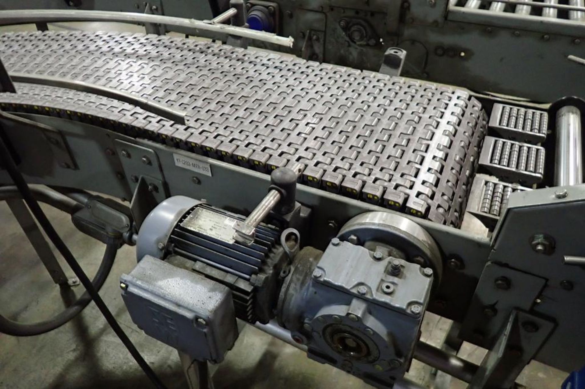 Mild steel U-shape plastic interlock belt conveyor - (Located in Newport, TN) - Image 5 of 7