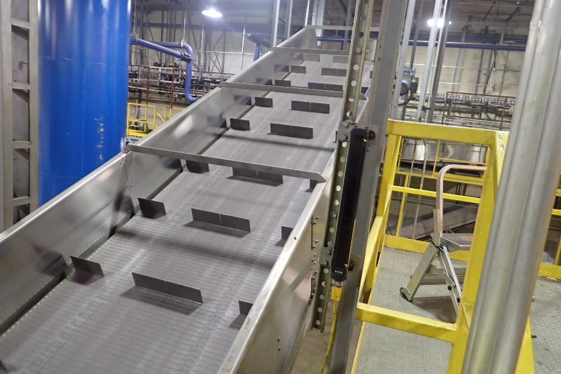 Cleated SS incline conveyor - (Located in Newport, TN) - Image 2 of 2