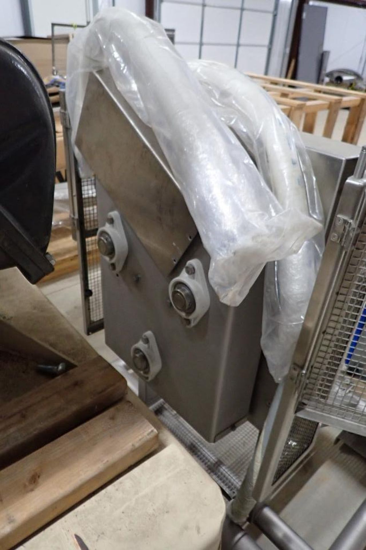 Hinds-Bock volumetric feeder - (Located in Fayetteville, AR) - Image 16 of 18