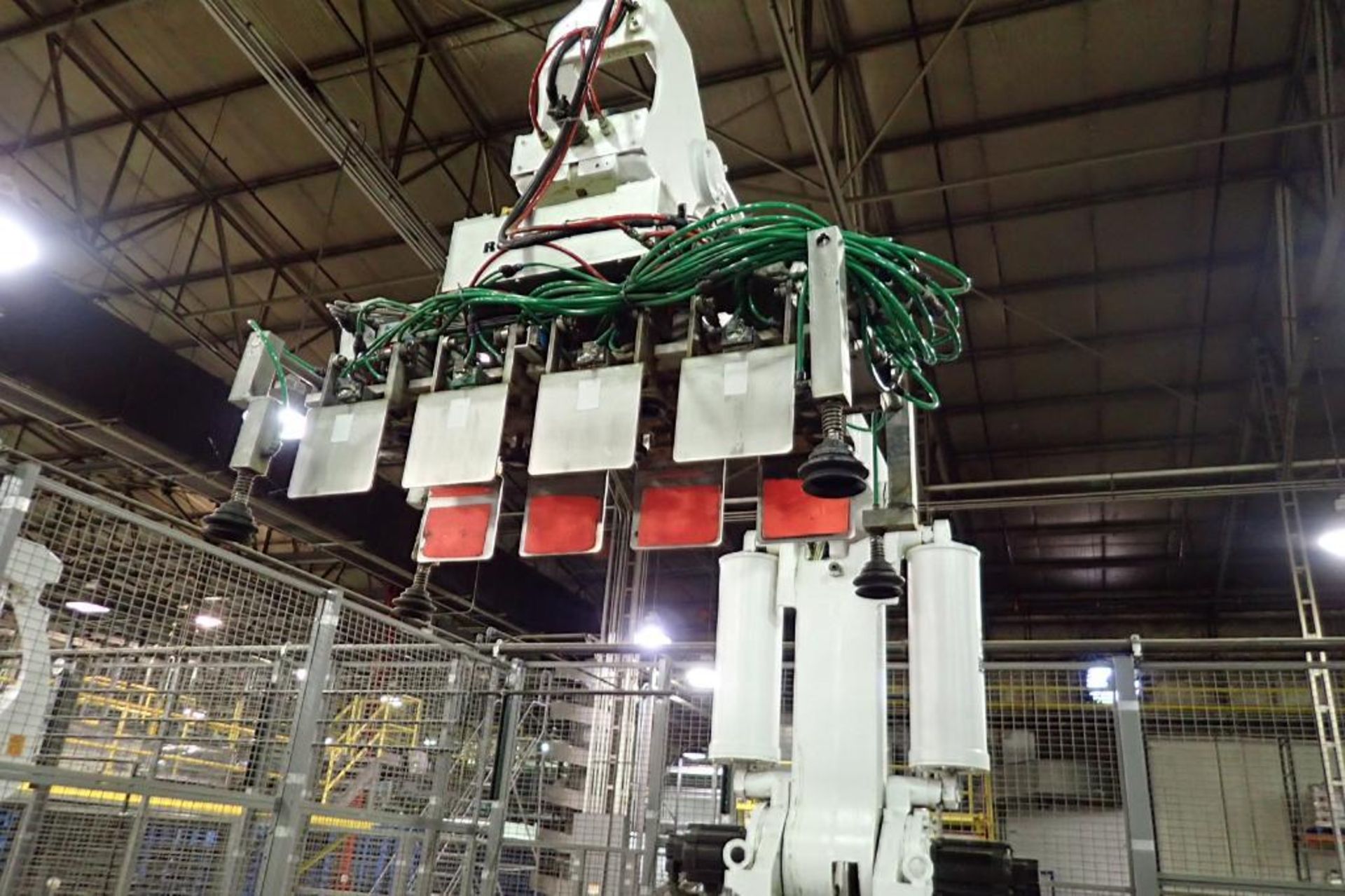 Robert Pack- Motoman Robot Palletizer - (Located in Newport, TN) - Image 13 of 16