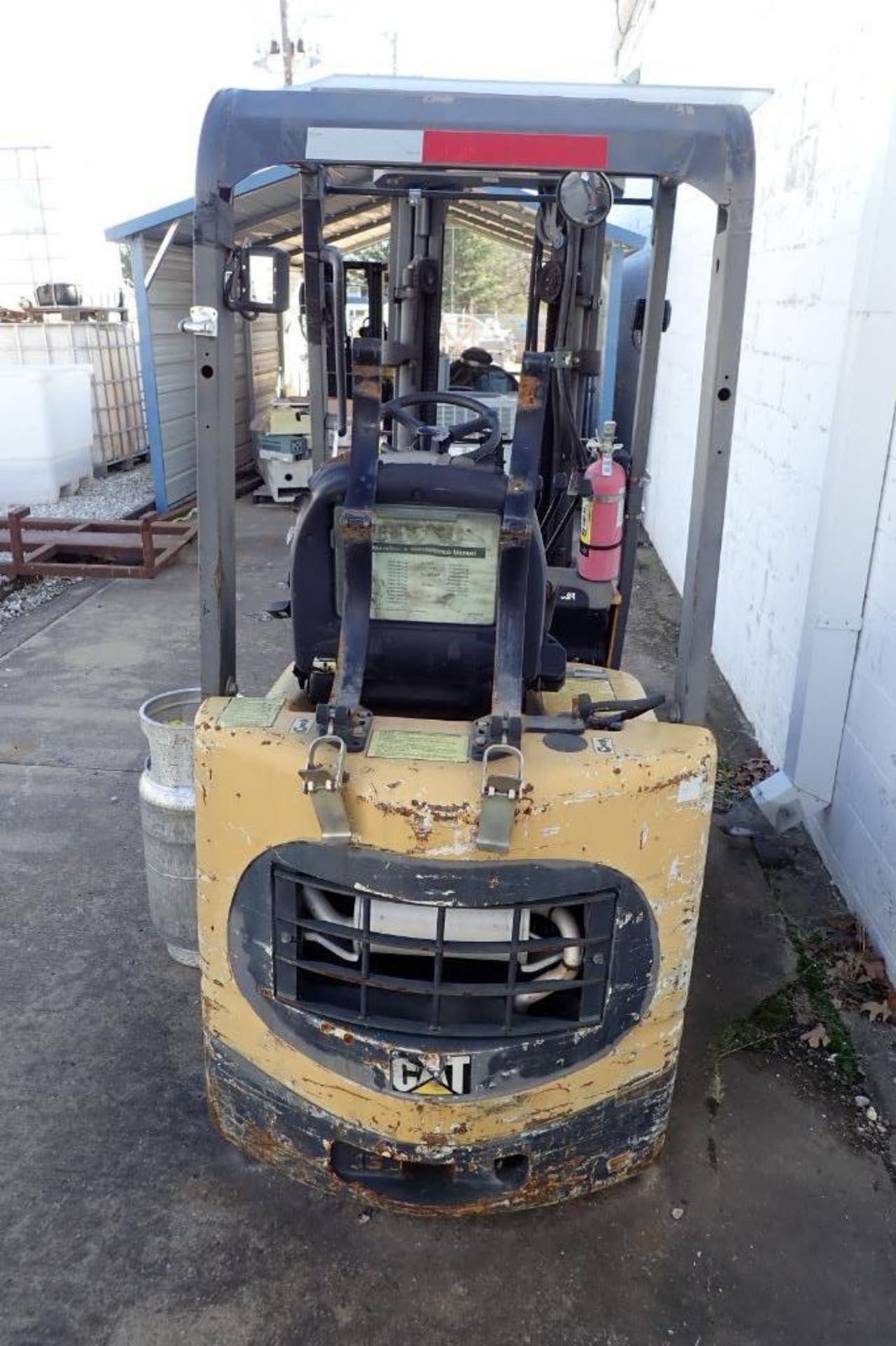 Caterpillar 3000 lb. forklift - (Located in Fayetteville, AR) - Image 6 of 8