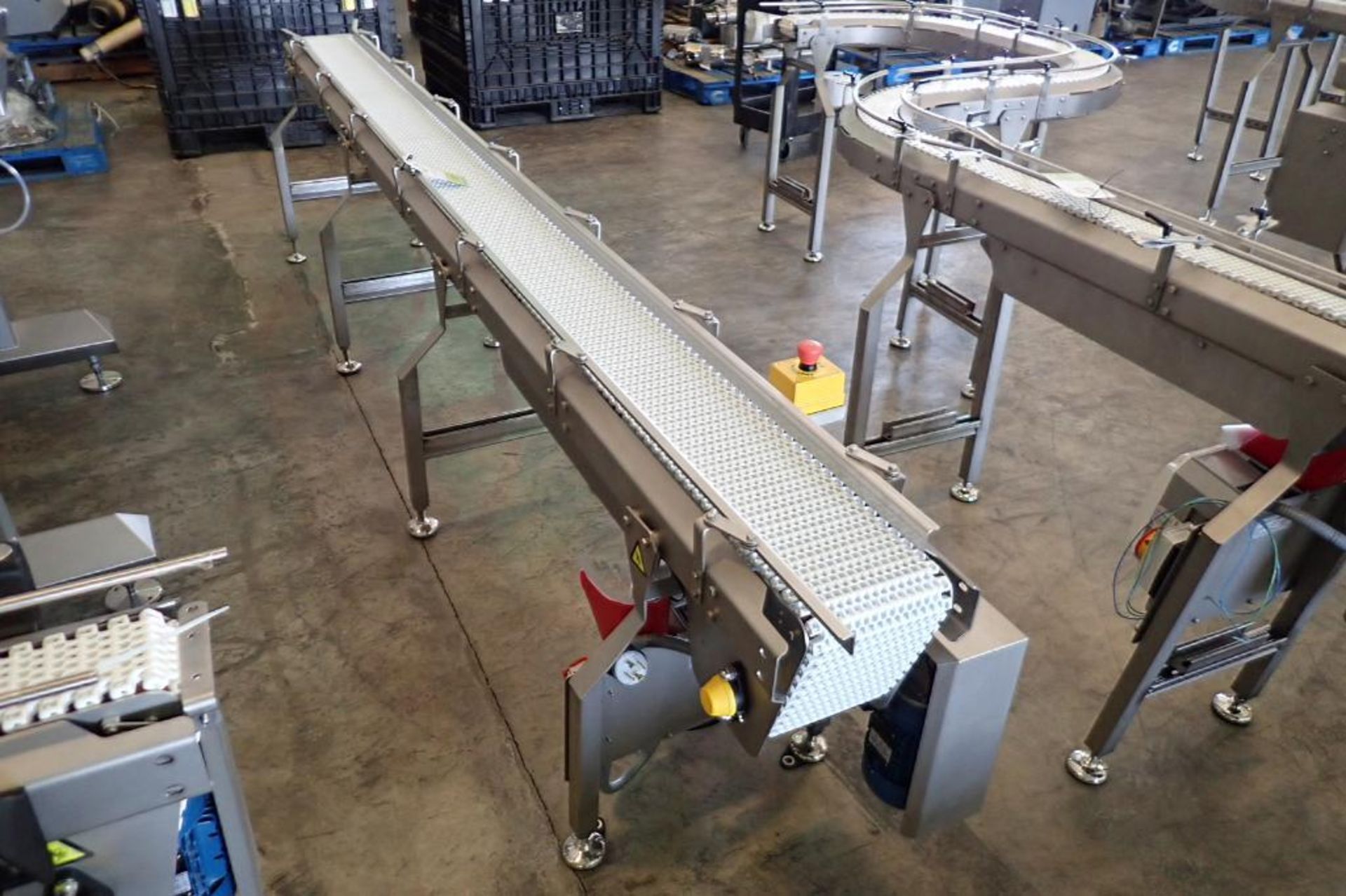 M-tech conveyor, white plastic interlock belt, 141 in. long x 8 in. wide x 33 in. tall, vfd - Image 3 of 13