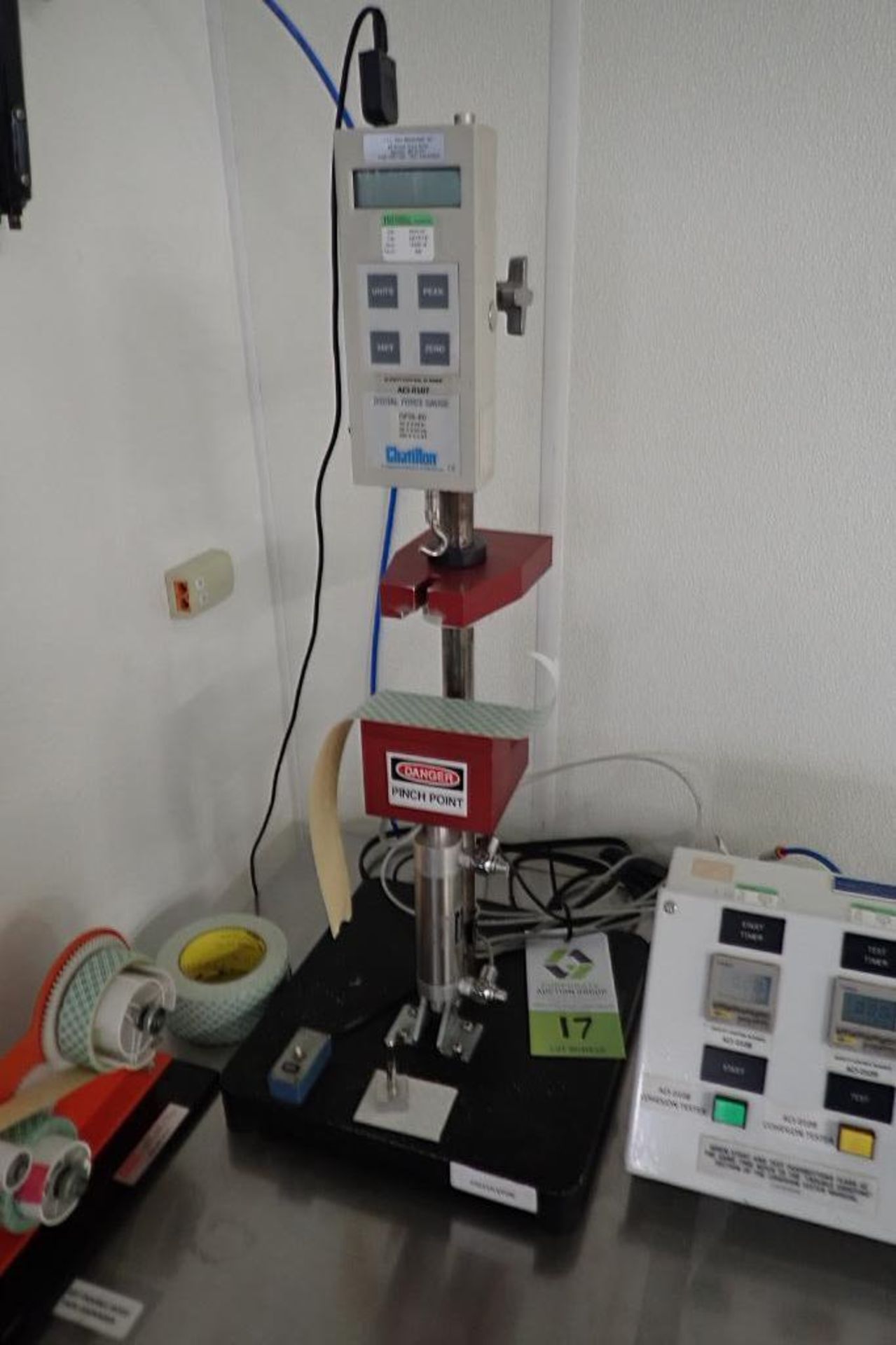 Chatillon DFIS-50 cohesion tester, 50 x 0.05 lb { Rigging Fee: $25} - Image 2 of 9