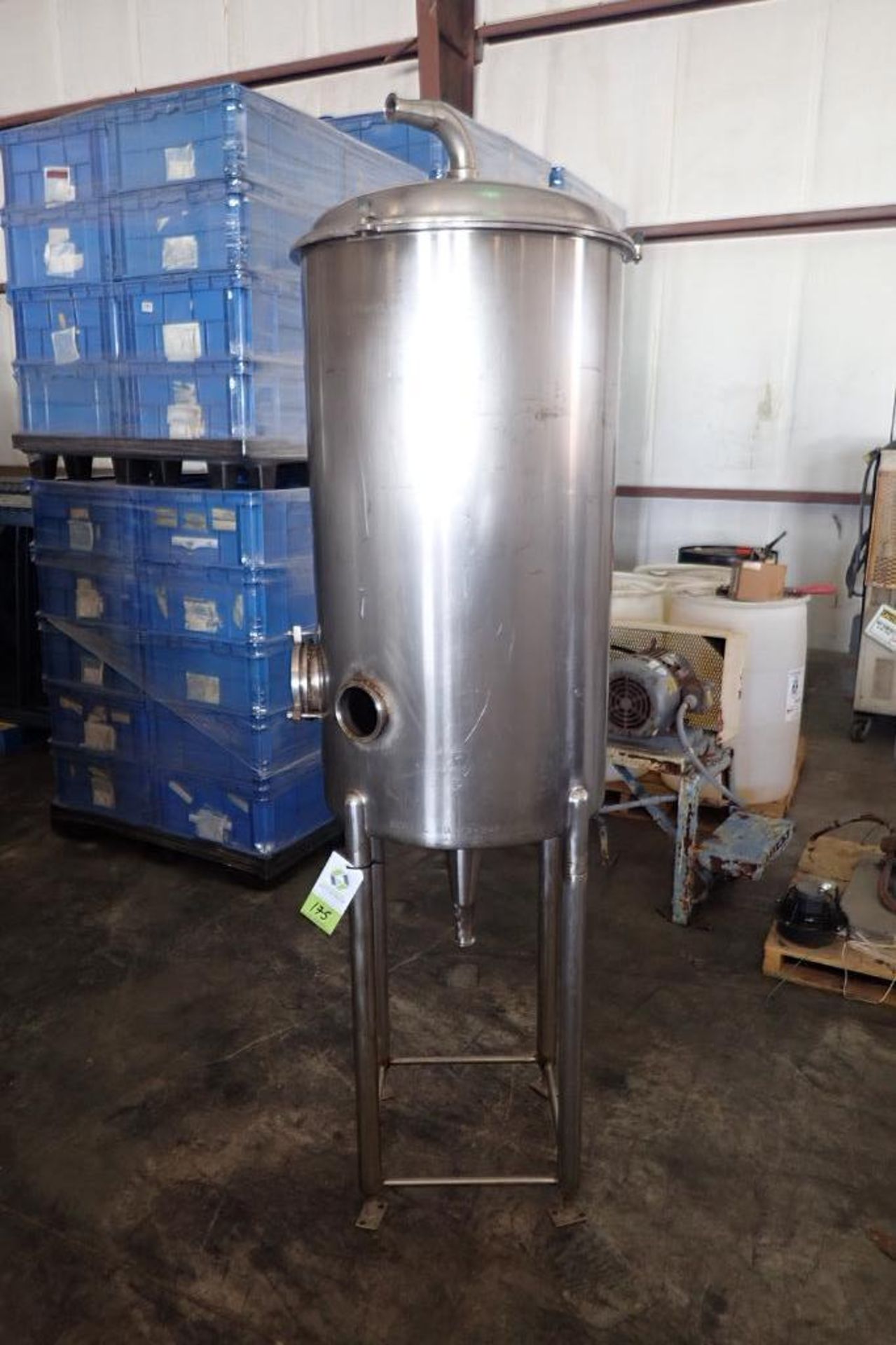 SS tank, 24 in. dia x 43 in. straight side, dome bottom, overall height 90 in. { Rigging Fee: $25}