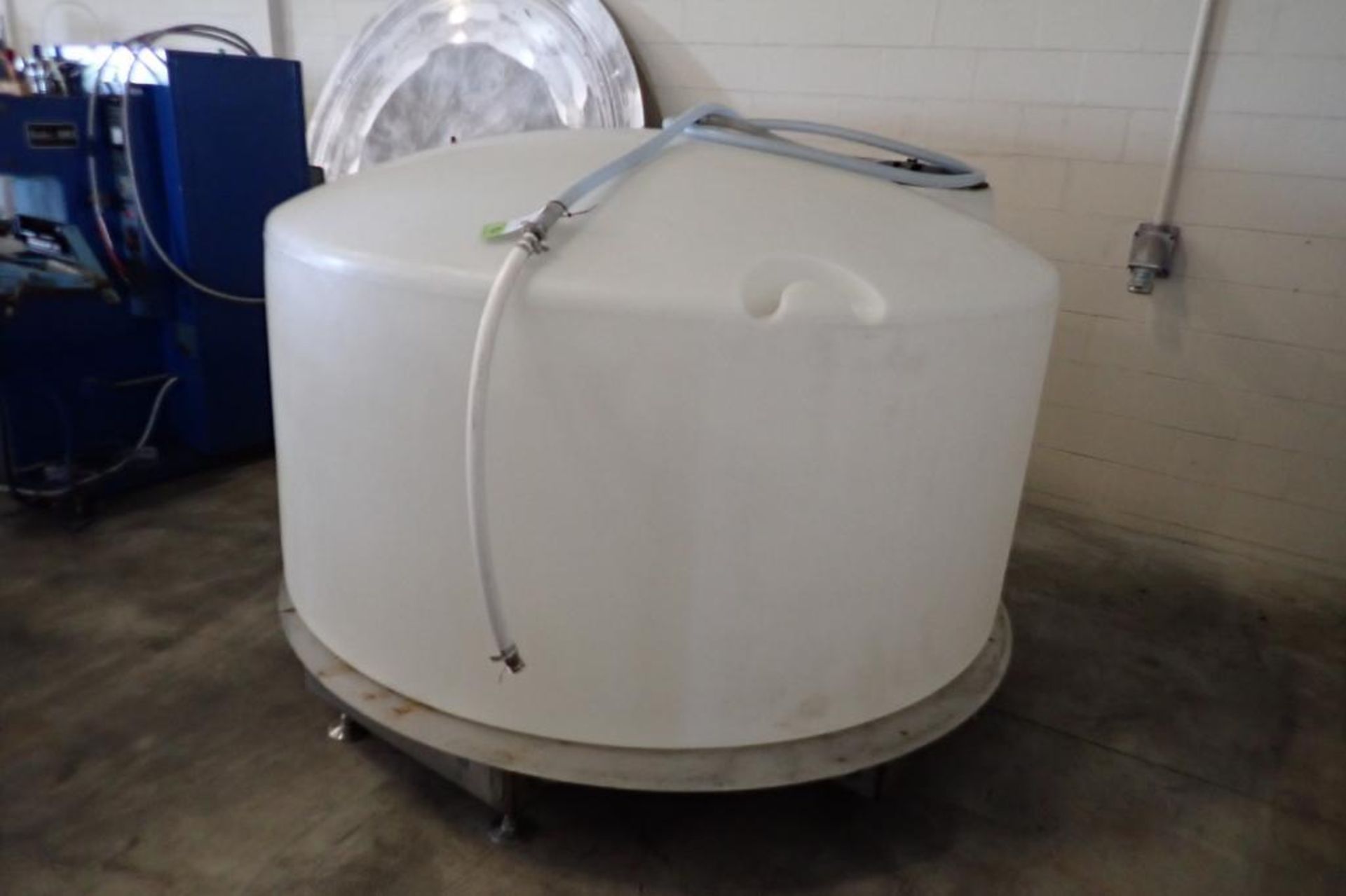 Ace Roto-mold poly tank, 46 in. dia x 46 in. straight side, on SS stand { Rigging Fee: $50} - Image 2 of 7