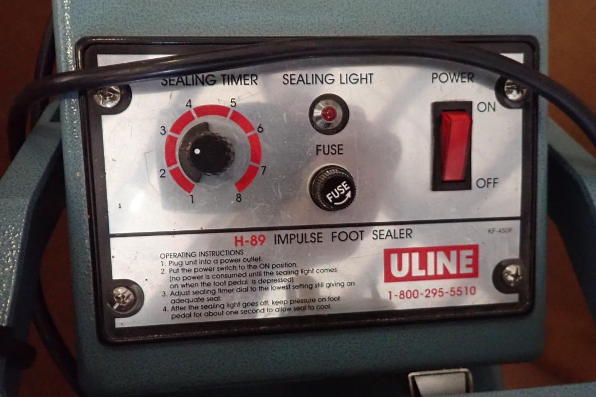 Uline impulse foot sealer, Model H89, 18 in. seal bar, foot operated { Rigging Fee: $25} - Image 4 of 8
