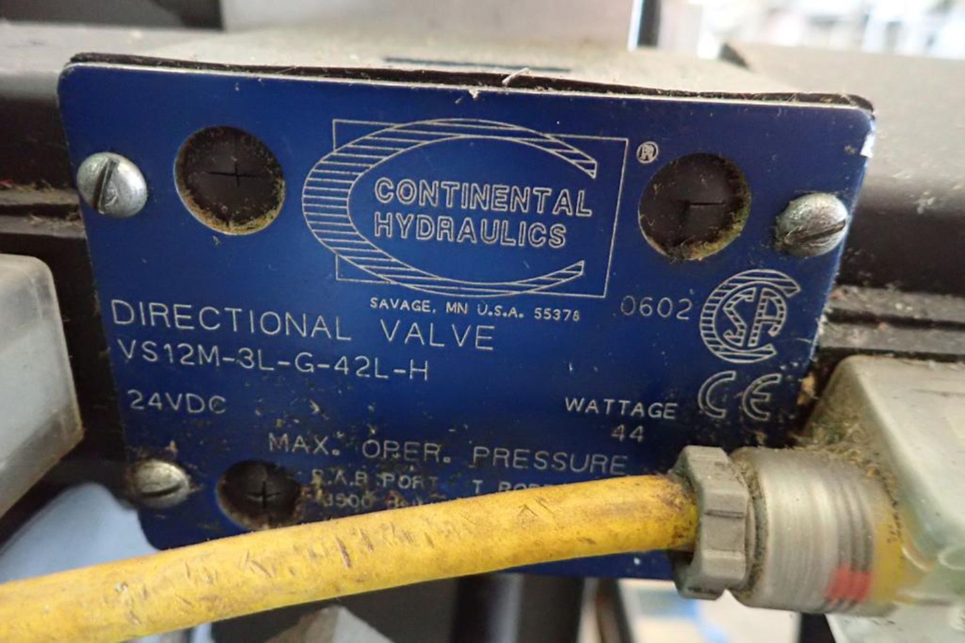 Continental hydraulics hydraulic power pack, 15 hp motor { Rigging Fee: $25} - Image 5 of 9