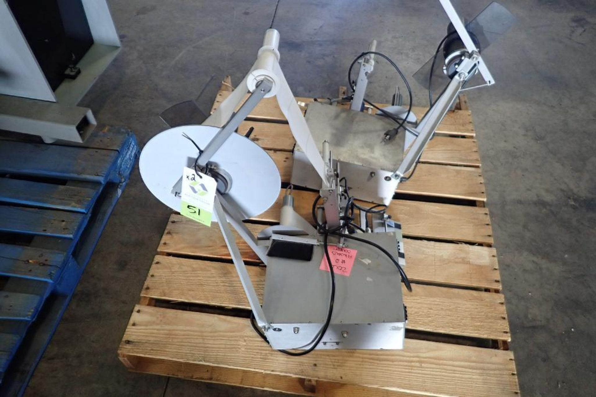 Label-Aire label splicer, Model ASDU, SN 0240850850308, 115 volt, 1 ph. { Rigging Fee: $25} - Image 2 of 12