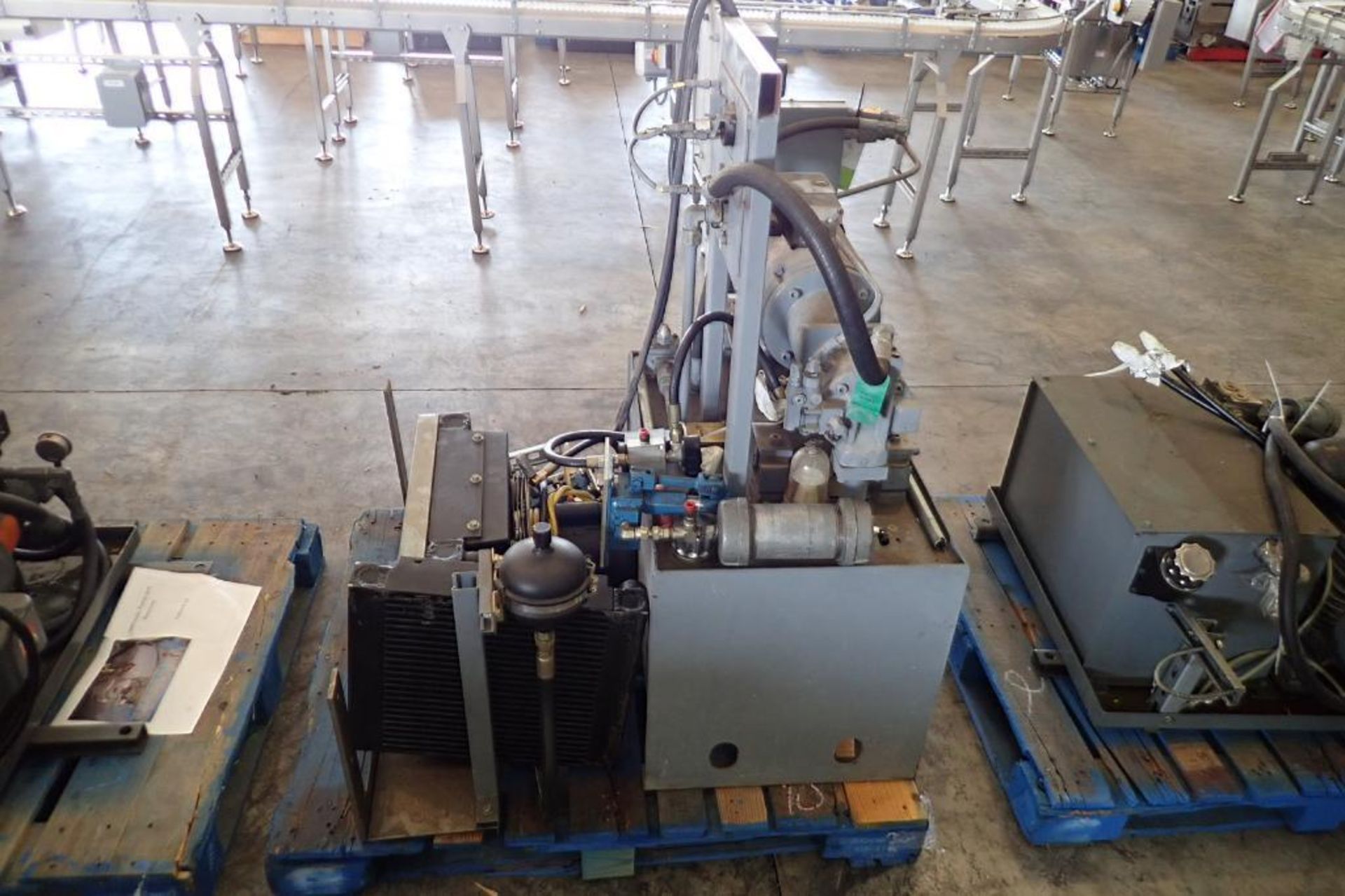 Rexroth hydraulic power pack, 7.5 hp, AKG compressor fan { Rigging Fee: $25} - Image 3 of 13