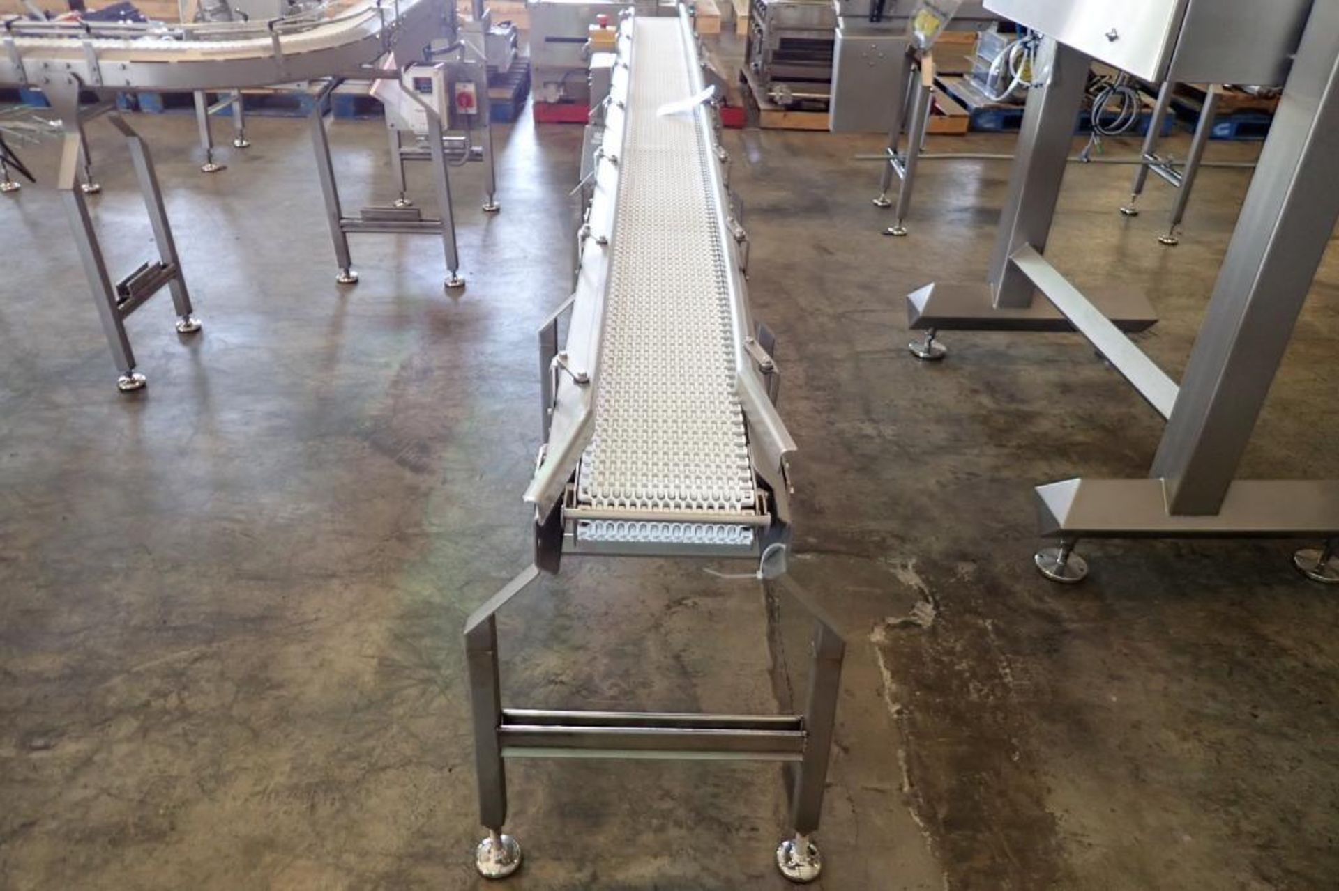 M-tech conveyor, white plastic interlock belt, 141 in. long x 8 in. wide x 33 in. tall, vfd - Image 4 of 13