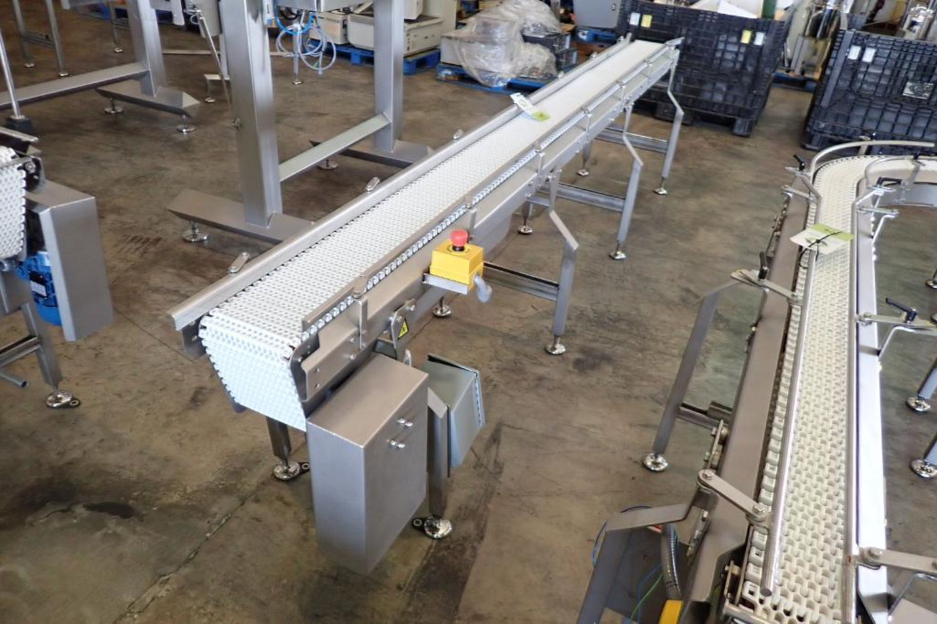 M-tech conveyor, white plastic interlock belt, 141 in. long x 8 in. wide x 33 in. tall, vfd