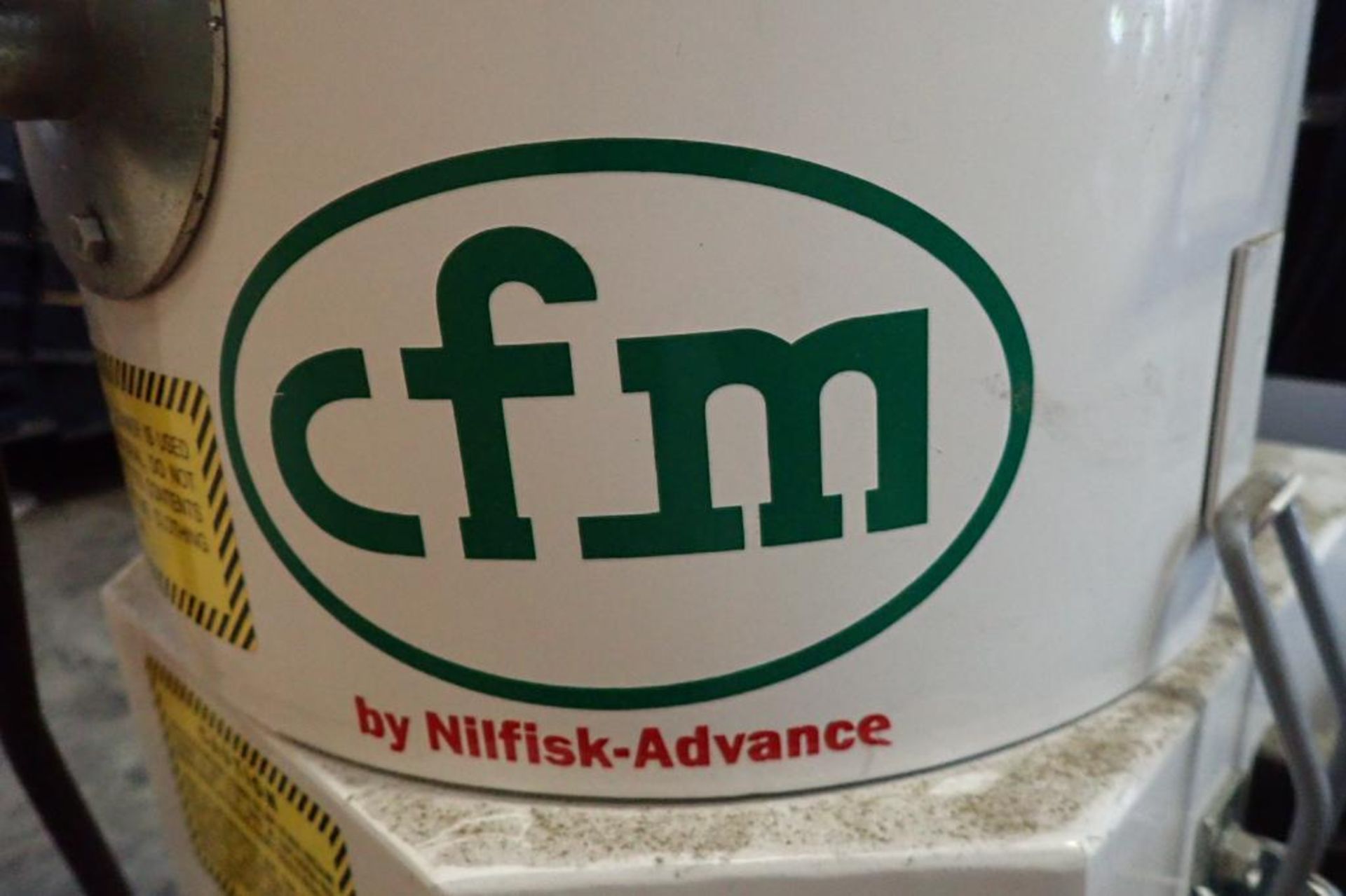 CFM Nilfisk vacuum, Type 4-3101N1ATM, SN 09AE483, 120 volt { Rigging Fee: $25} - Image 6 of 7