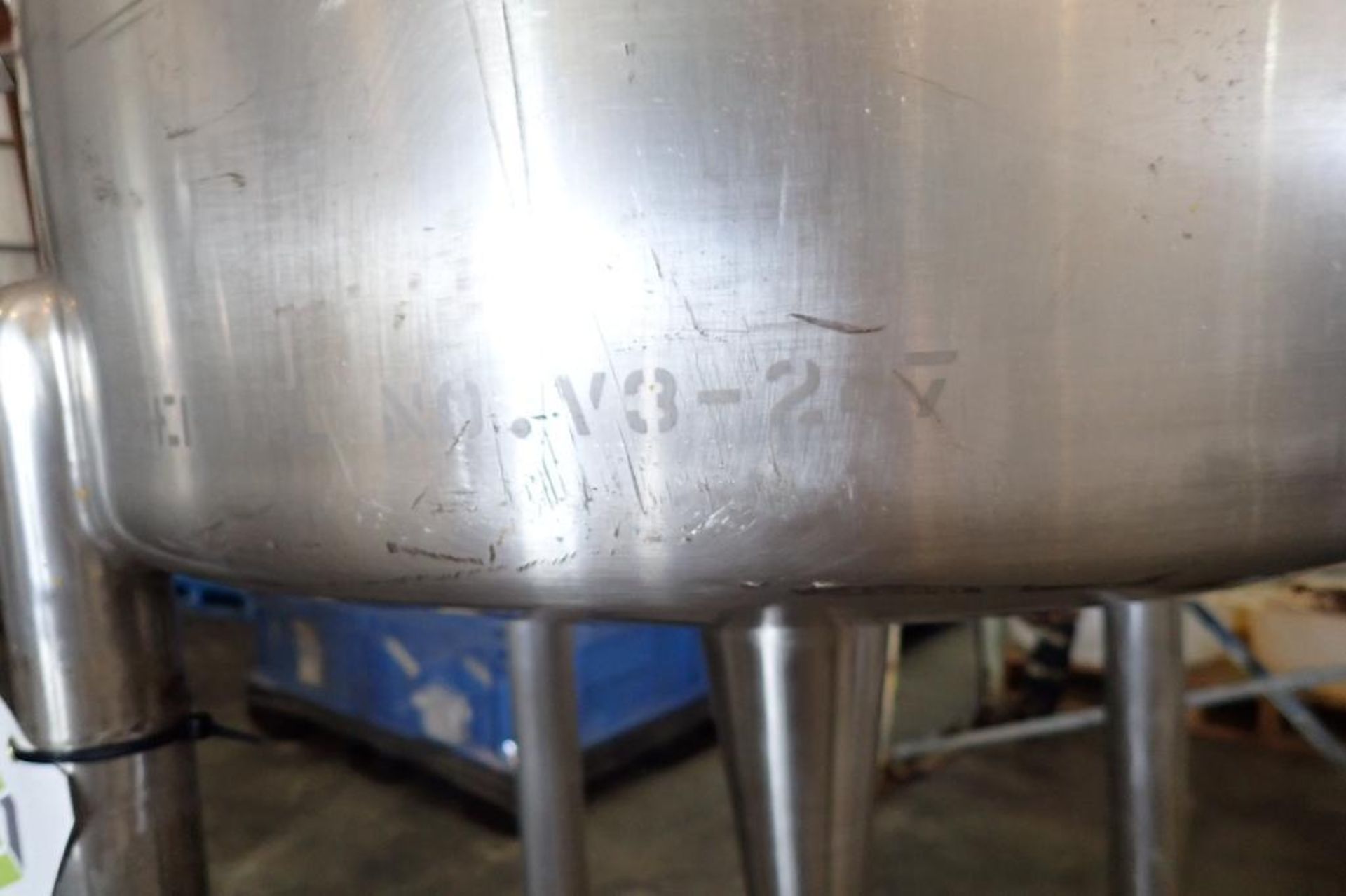SS tank, 24 in. dia x 43 in. straight side, dome bottom, overall height 90 in. { Rigging Fee: $25} - Image 4 of 6