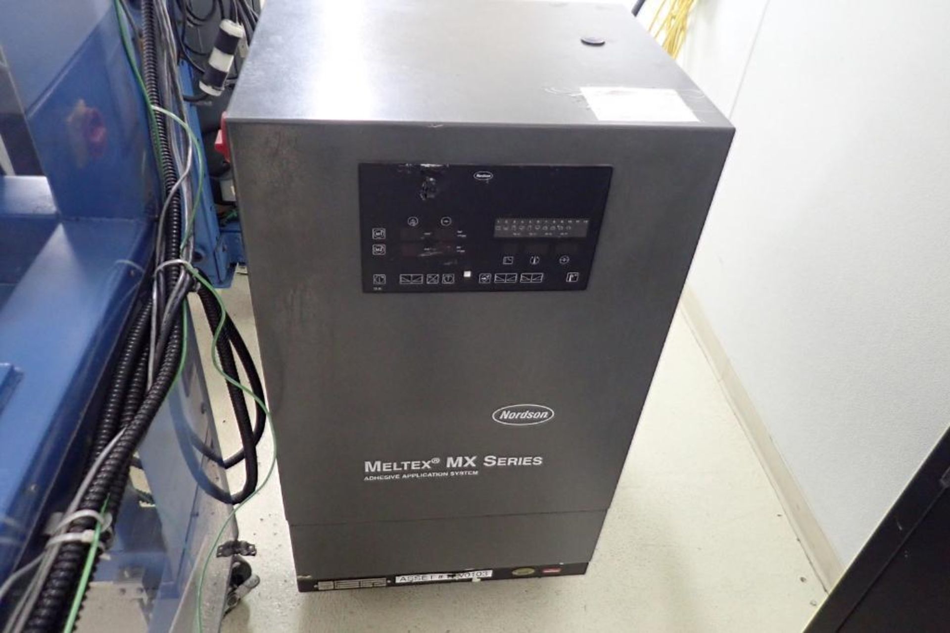 2000 Nordson MX series melter, Model MX4424, P/N 456136, SN LU00G05342 ** THE INDIVIDUAL BID WILL BE - Image 6 of 13