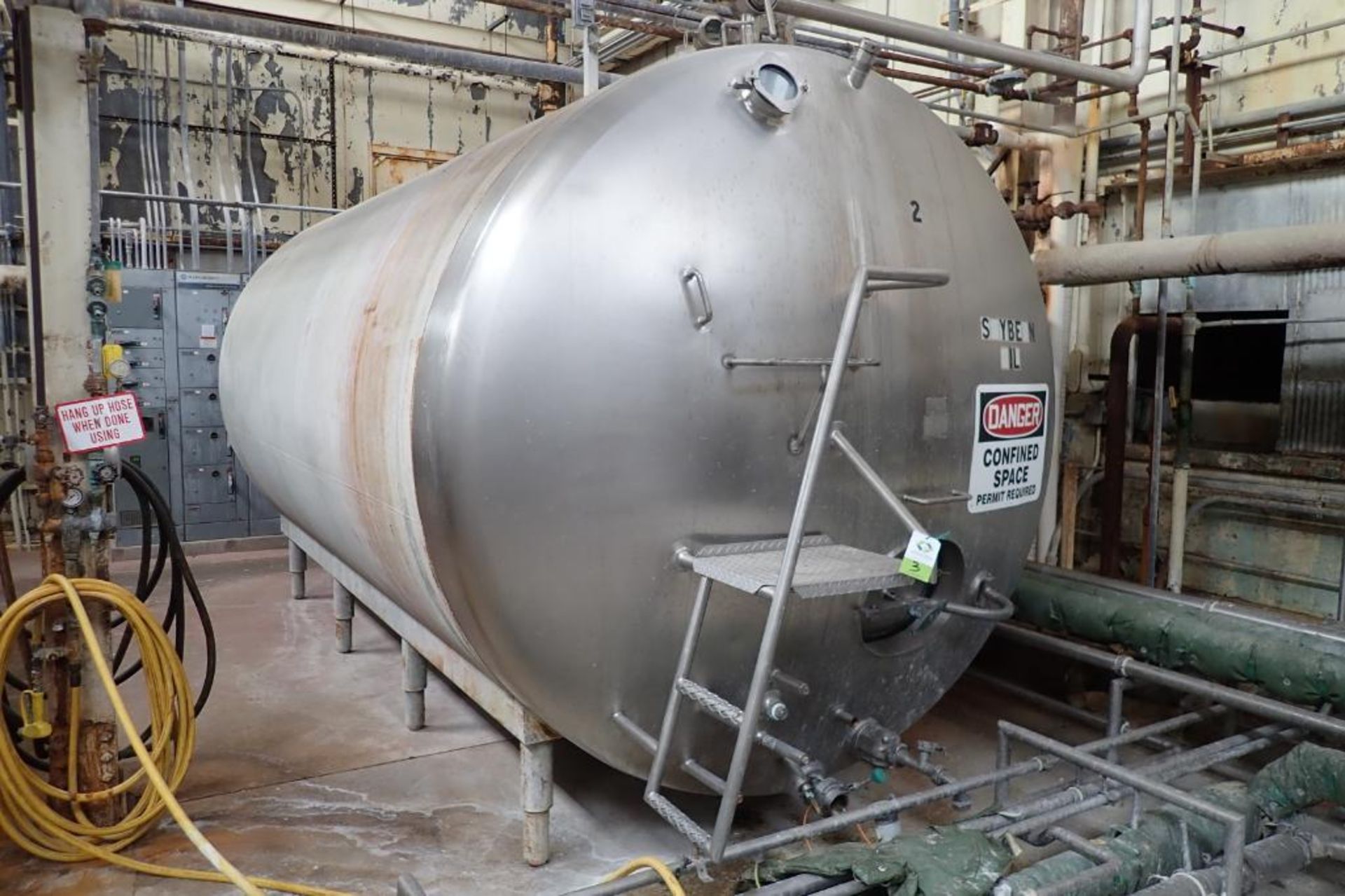 Creamery Package SS jacketed holding tank. {Located in Dixon, IL}