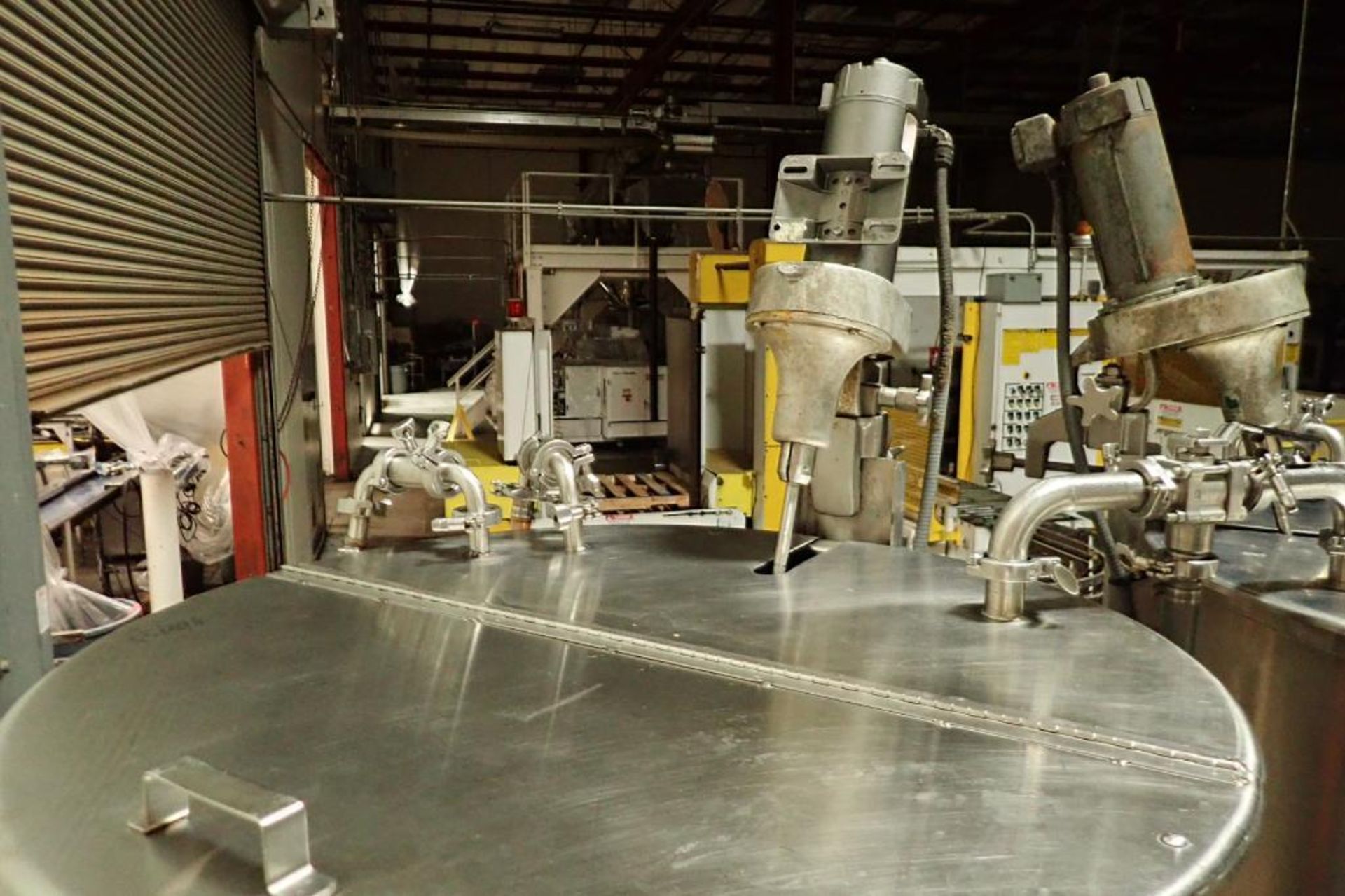 Spray Dynamics liquid and dry additive system. {Located in Visalia, CA} - Image 12 of 25