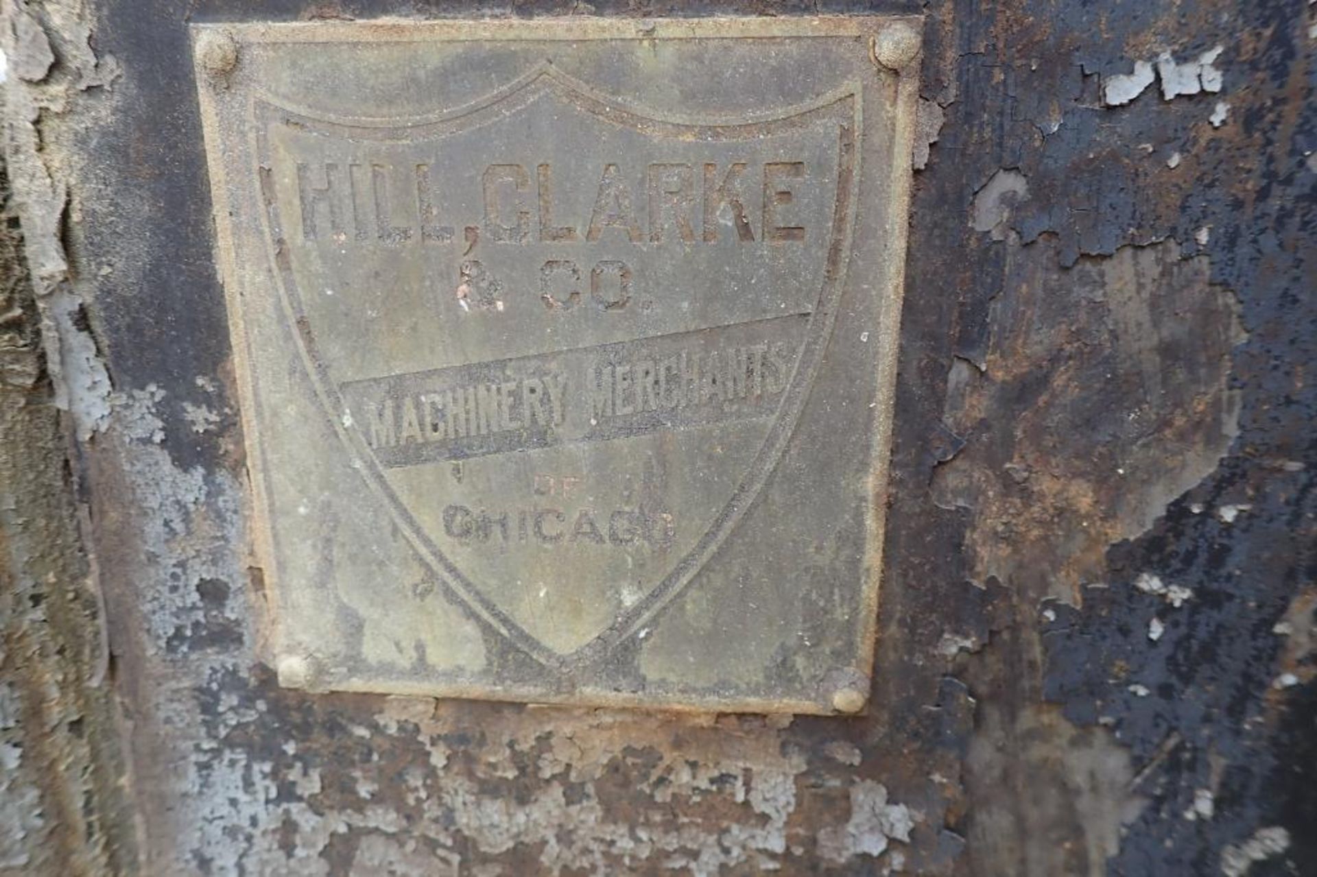 The Milwaukee No. 1B plain metal working machine. {Located in Dixon, IL} - Image 9 of 10
