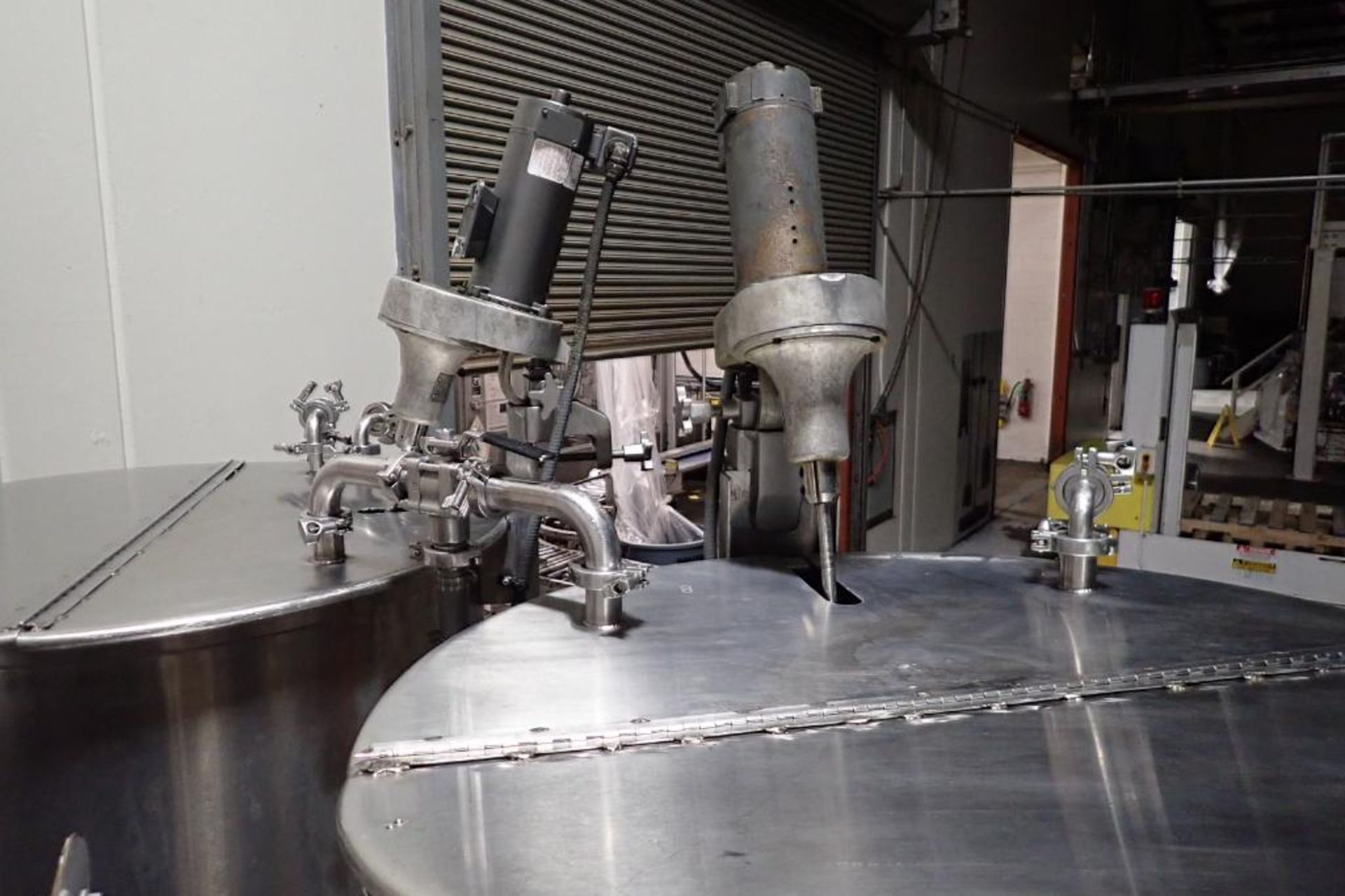 Spray Dynamics liquid and dry additive system. {Located in Visalia, CA} - Image 16 of 25