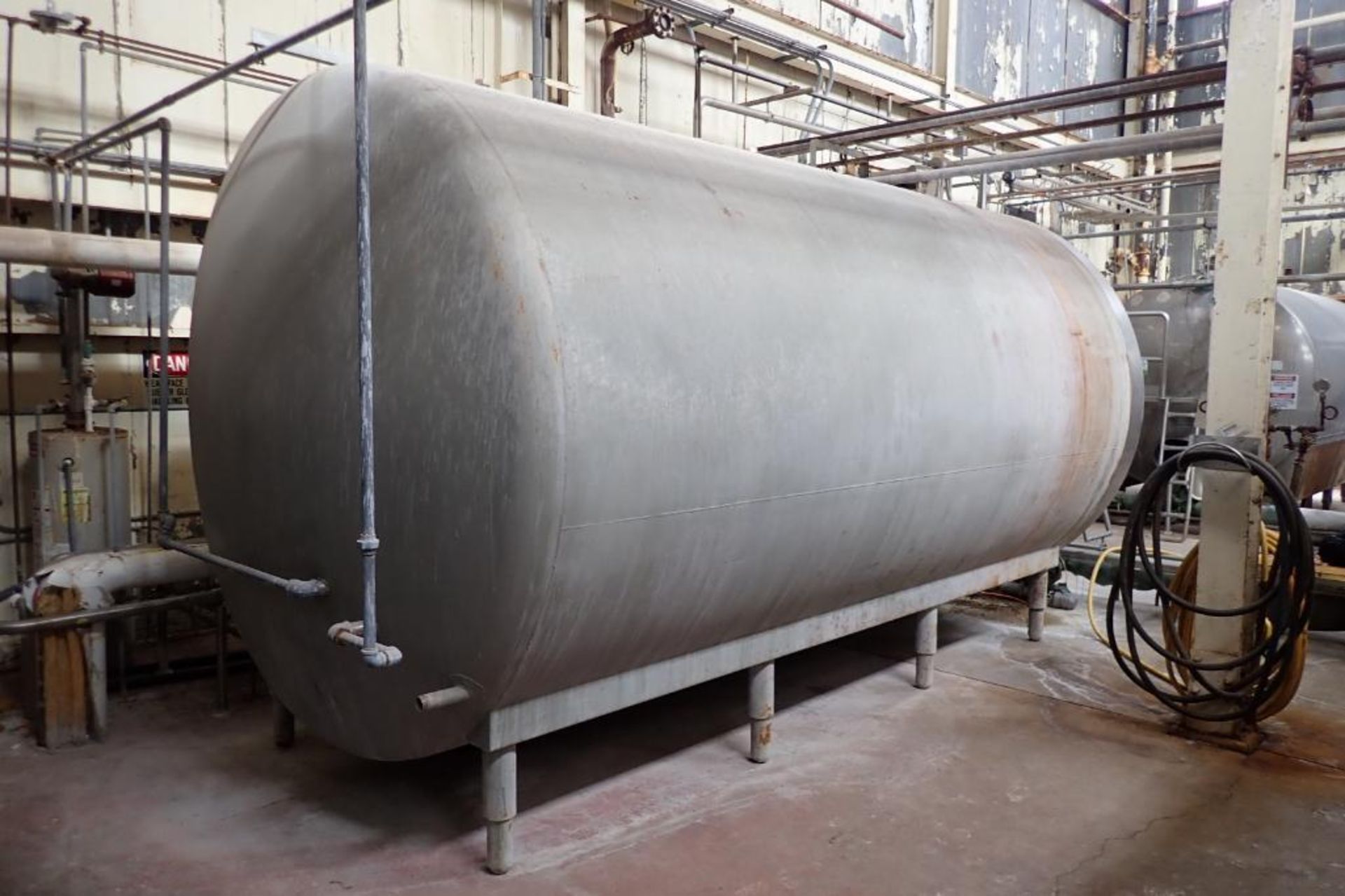 Creamery Package SS jacketed holding tank. {Located in Dixon, IL} - Image 5 of 8