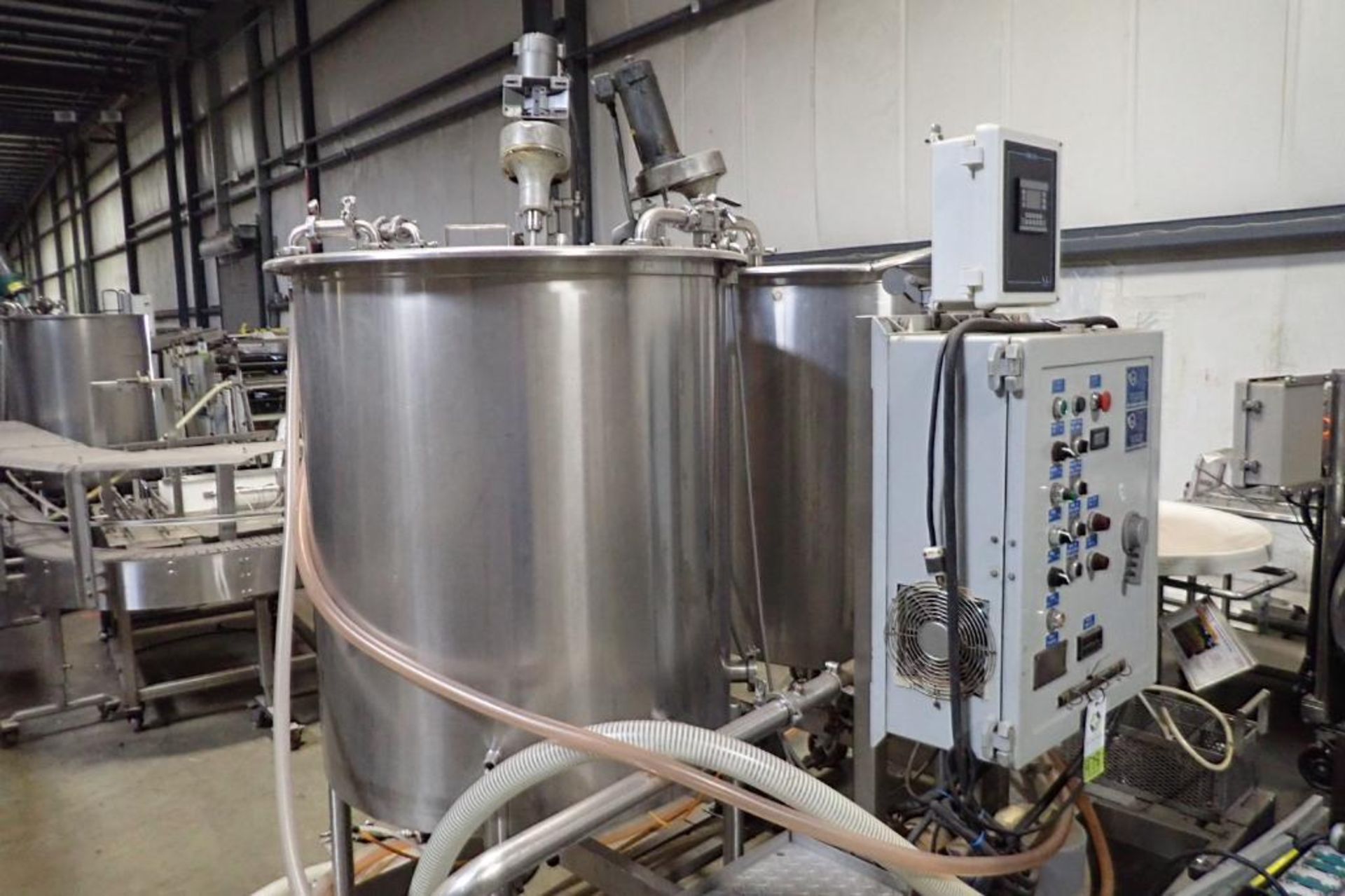 Spray Dynamics liquid and dry additive system. {Located in Visalia, CA} - Image 2 of 25
