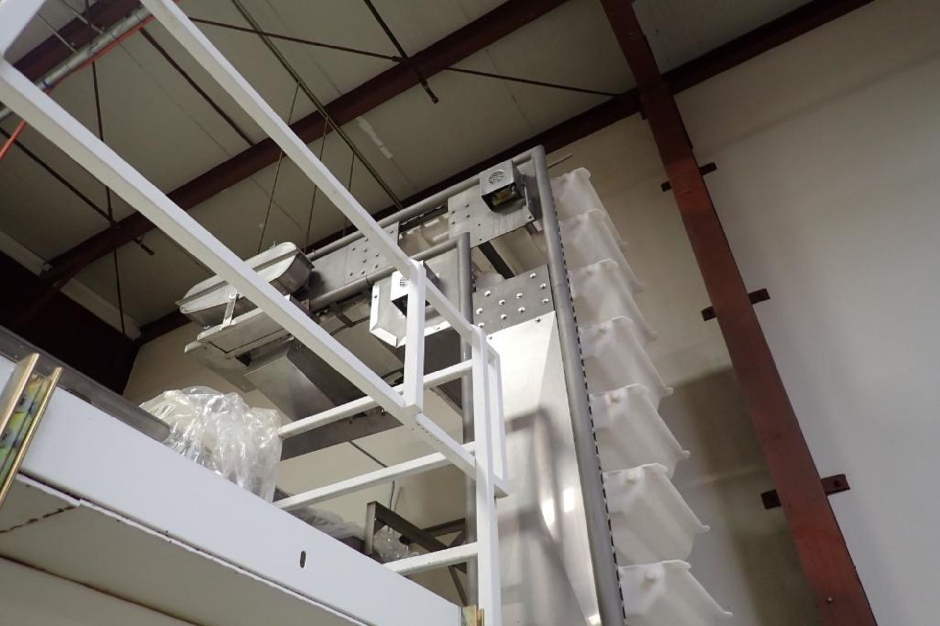 Deamco over-lapping bucket elevator. {Located in Visalia, CA} - Image 12 of 14