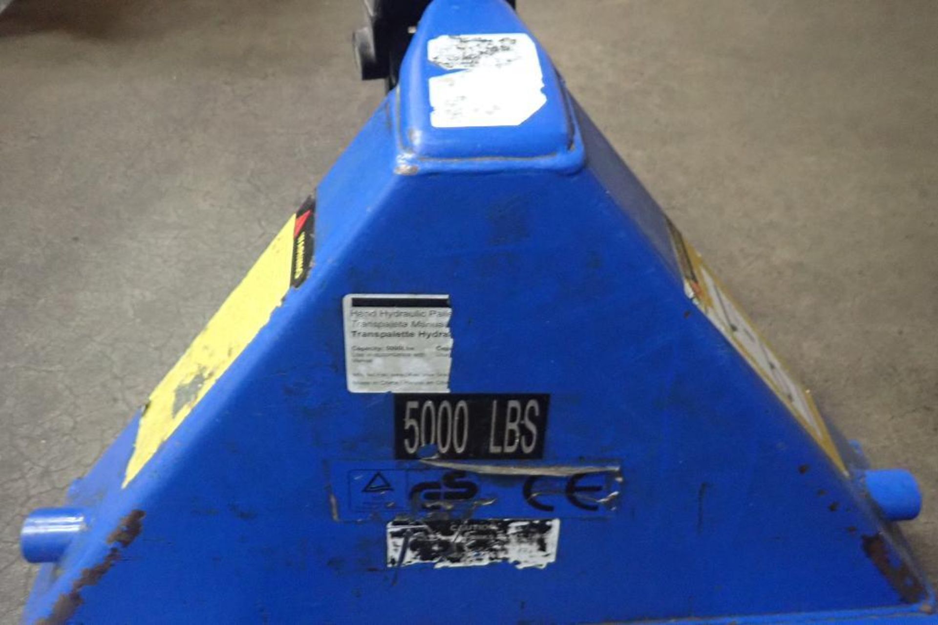 Global Industrial hand pallet jack.. {Located in Visalia, CA} - Image 4 of 4