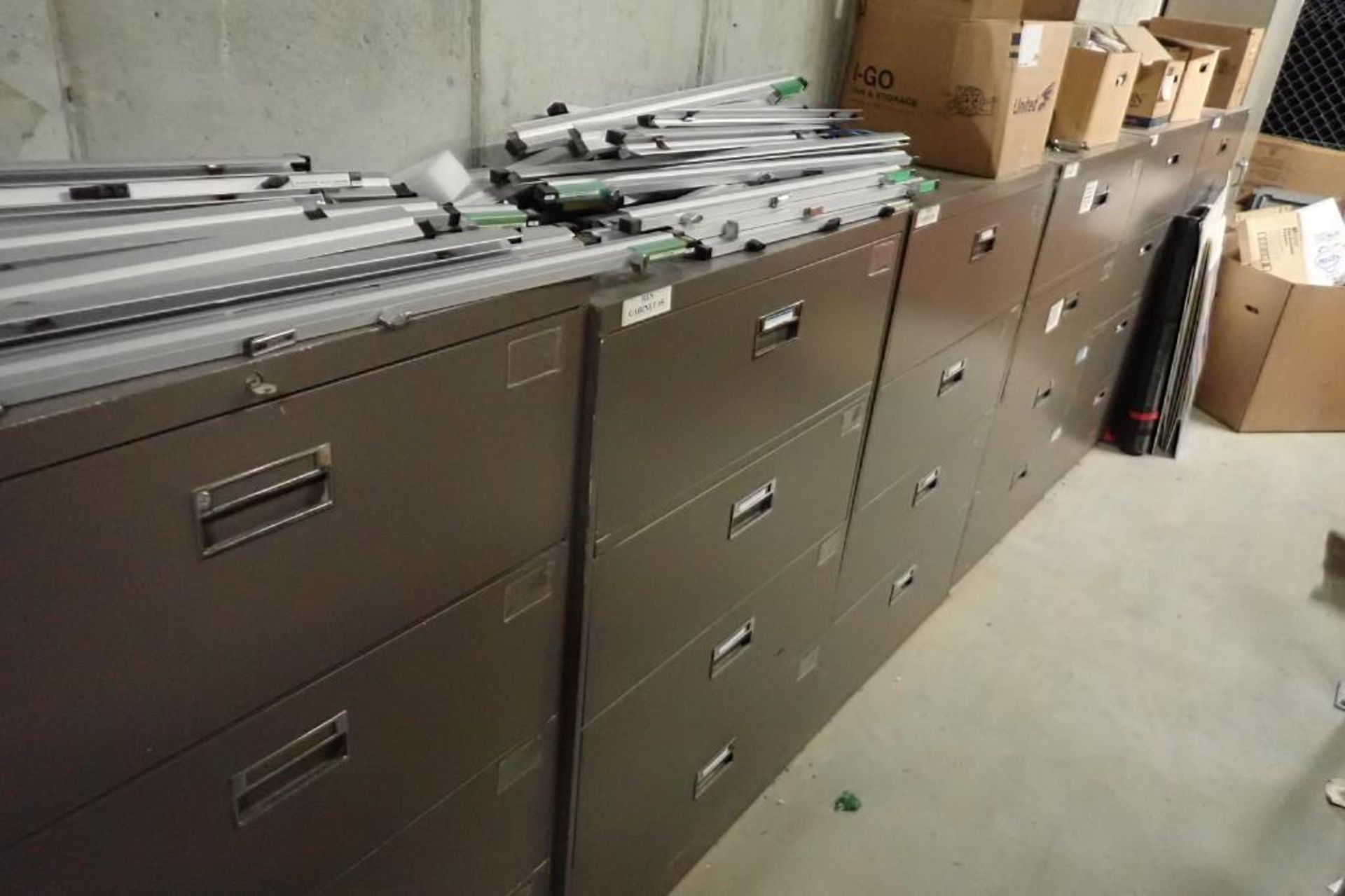 Lateral filing cabinets - Image 4 of 5