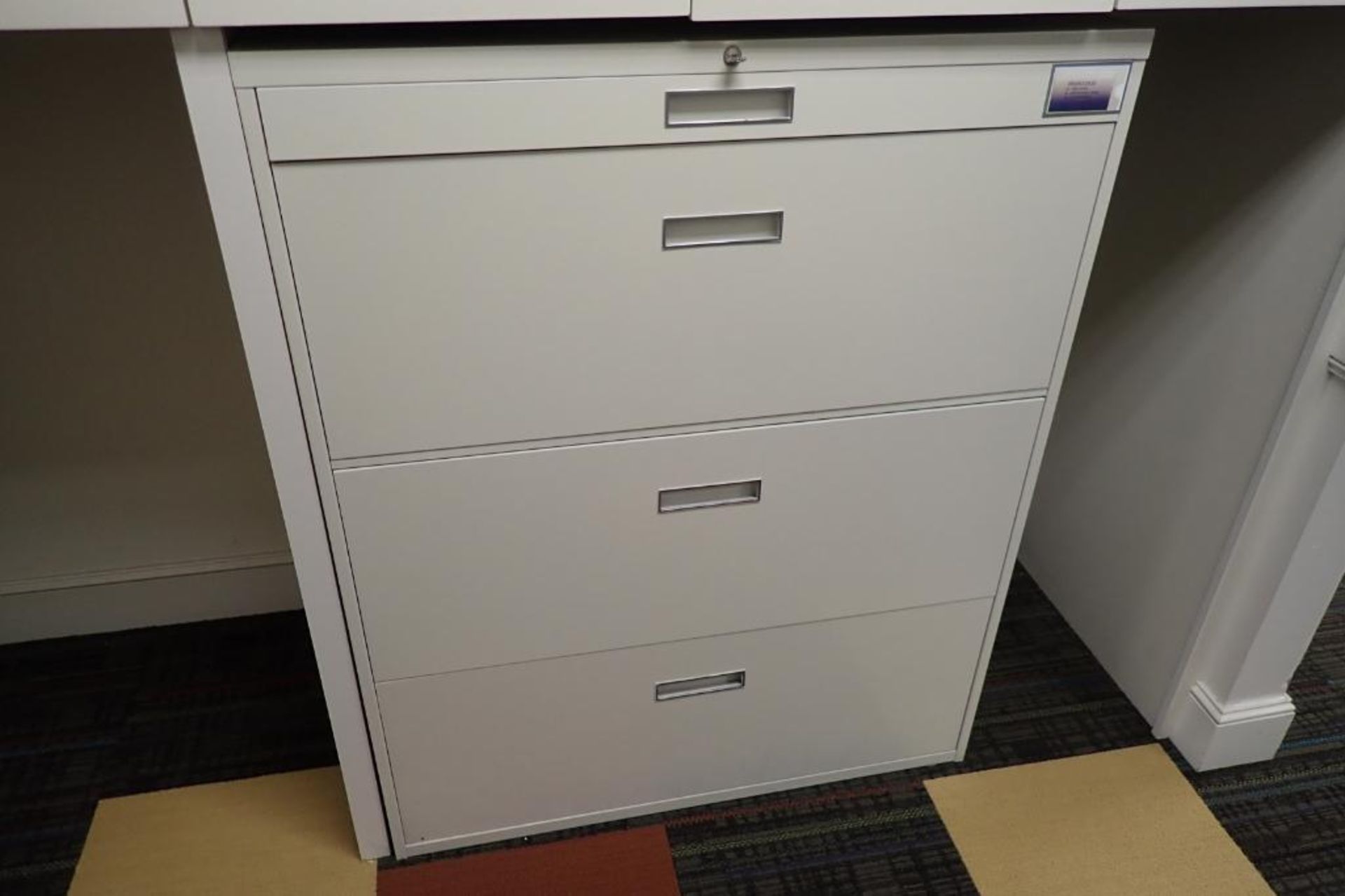 (8) 4-drawer filing cabinets - Image 7 of 7