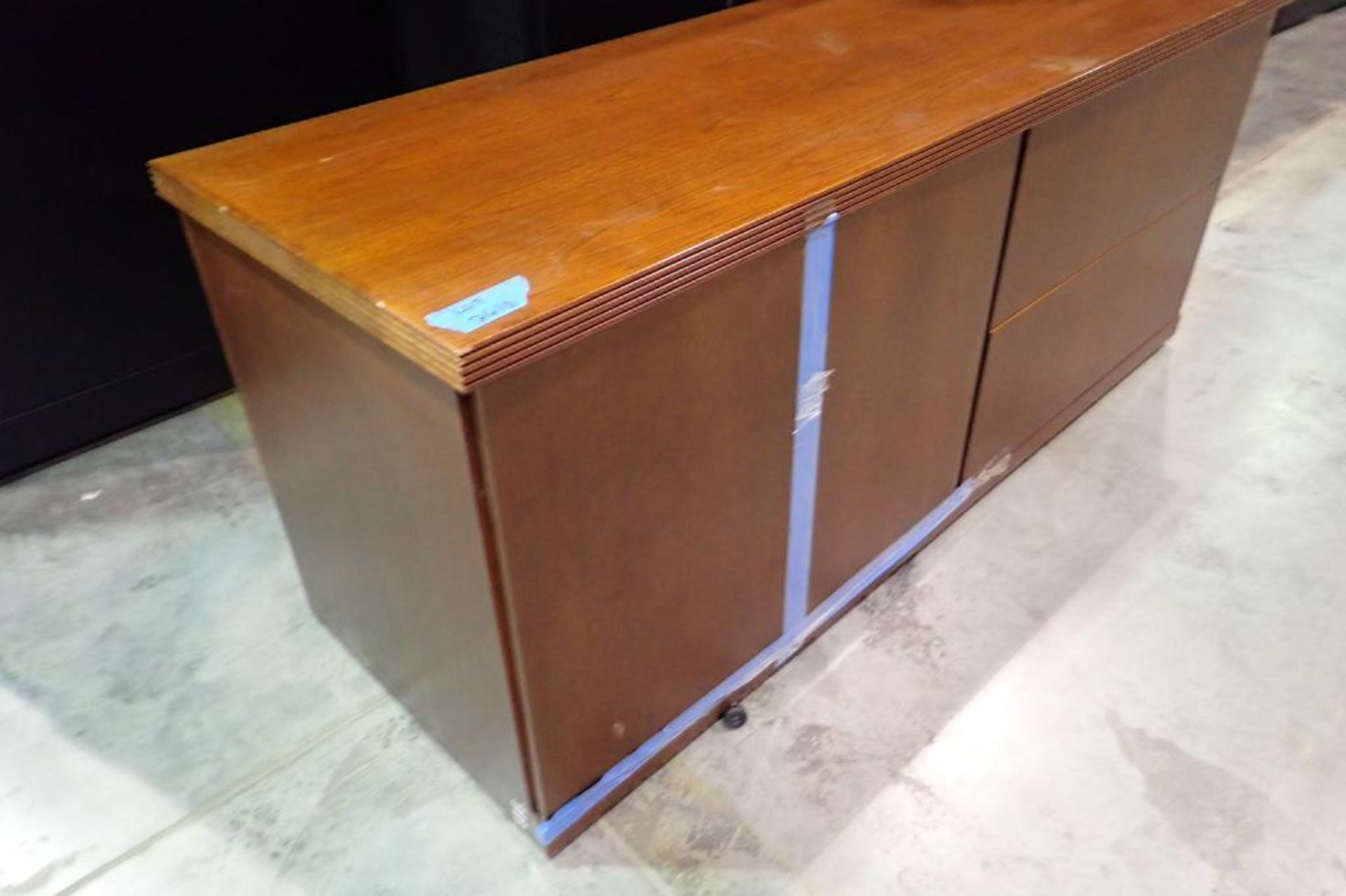 Lot of (4) credenzas - Image 11 of 12
