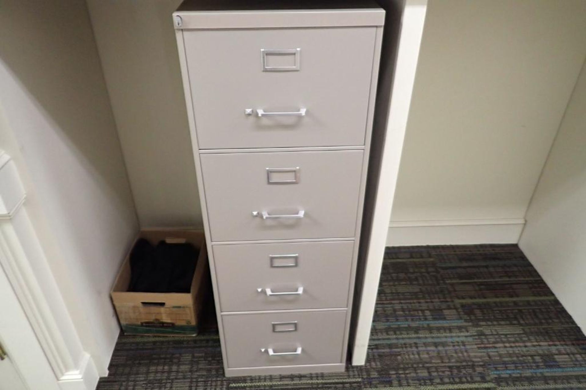 (8) 4-drawer filing cabinets - Image 6 of 7