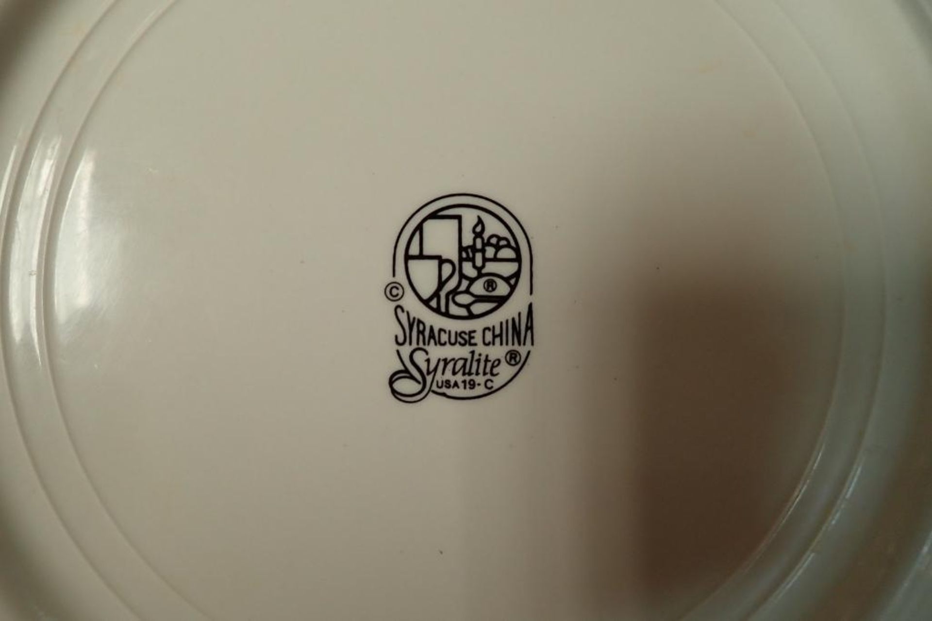 Lot of assorted dining plates - Image 6 of 6
