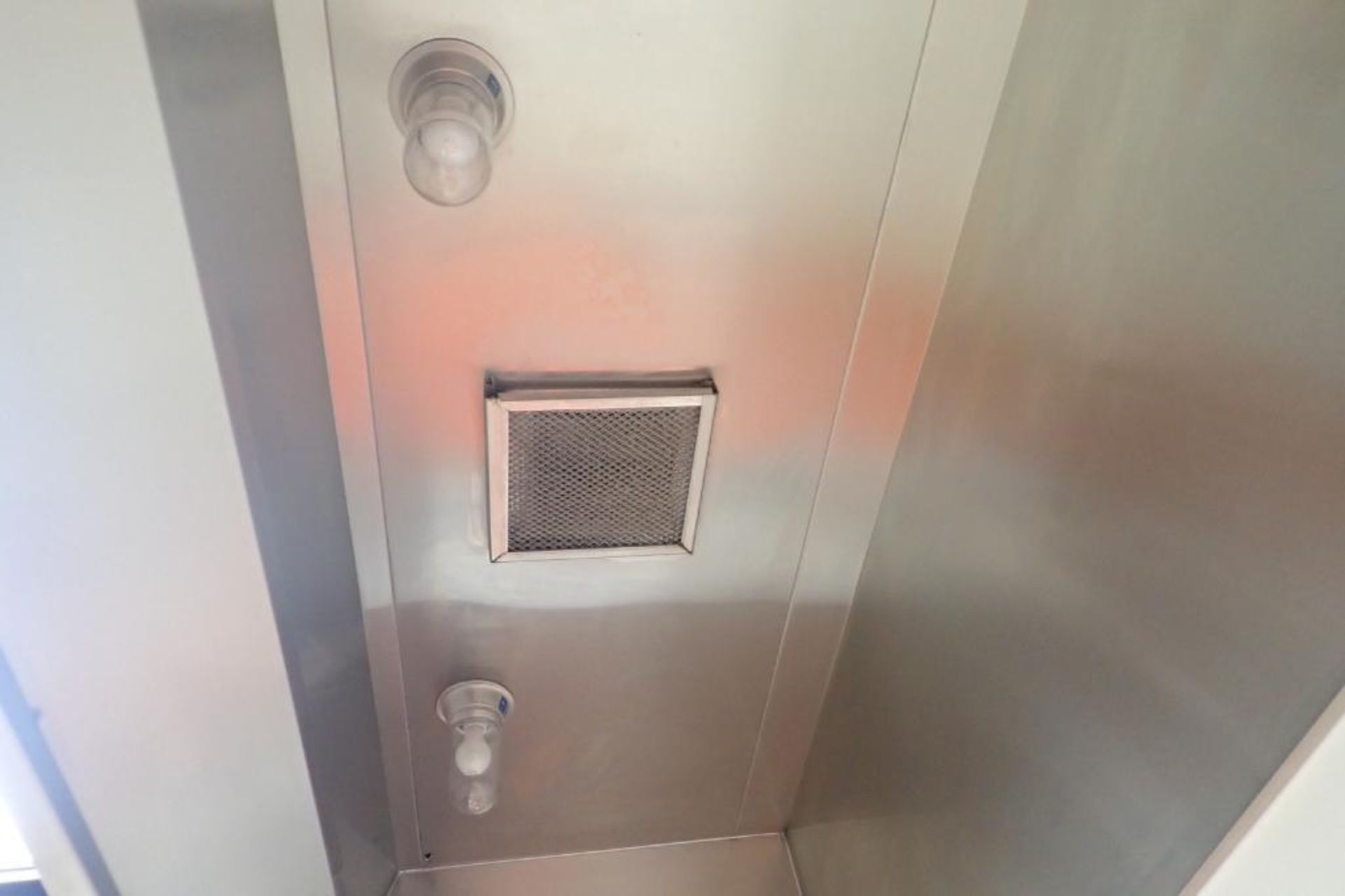 Captive Aire SS exhaust hood - Image 2 of 3
