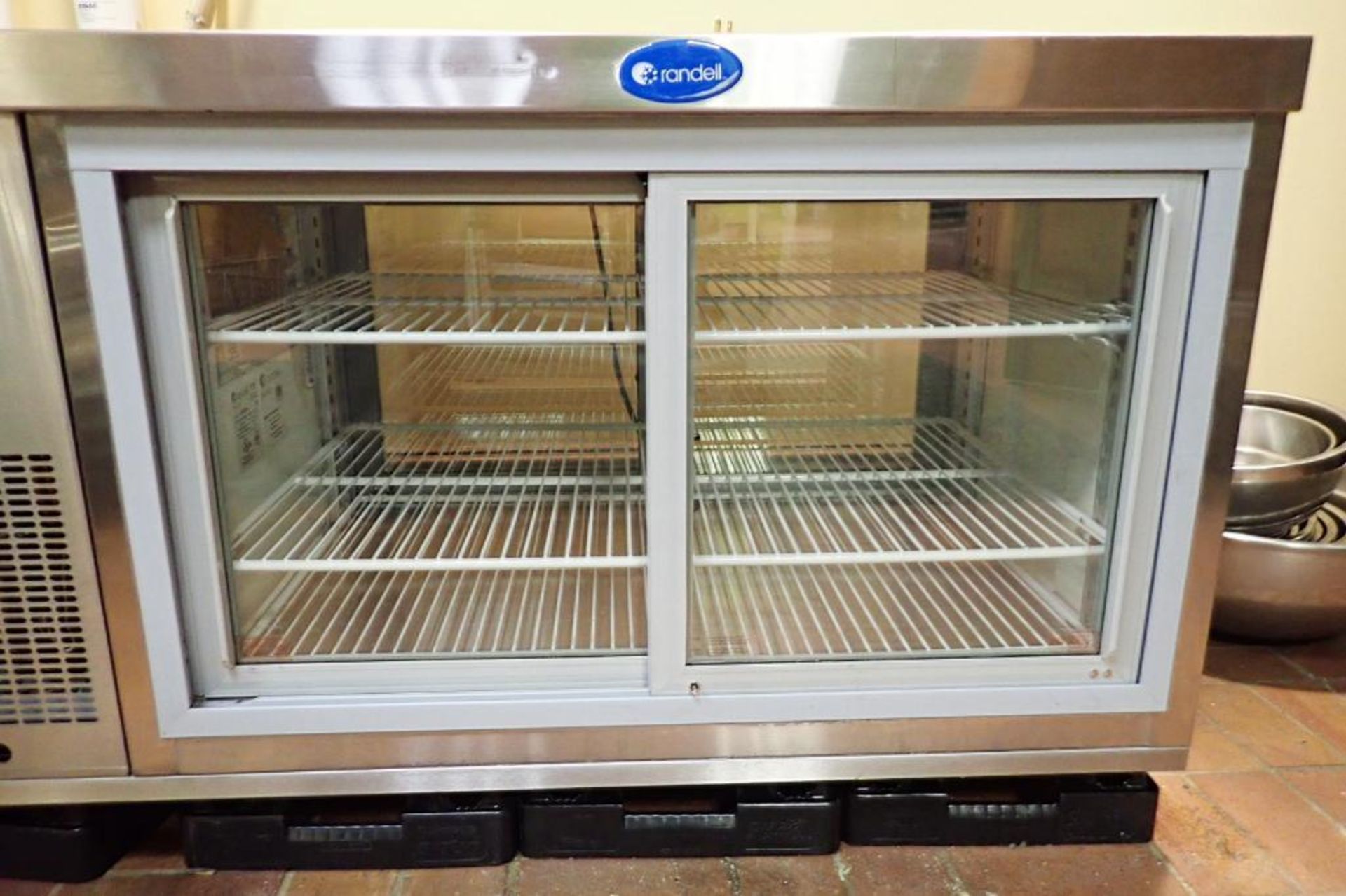 Randell refrigerated s/c counter mount display case - Image 4 of 7