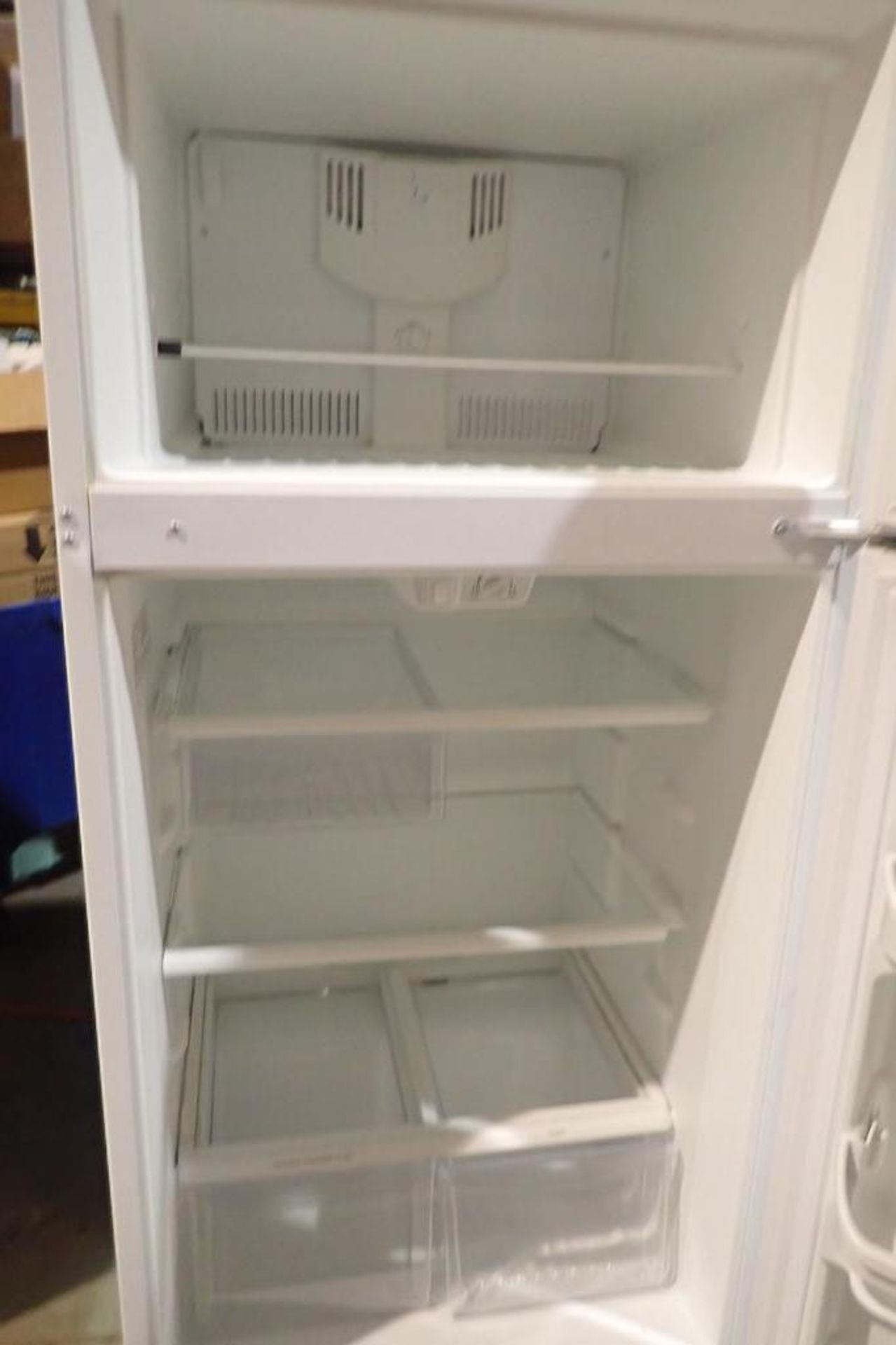 Frigidaire fridge/freezer combo - Image 4 of 5