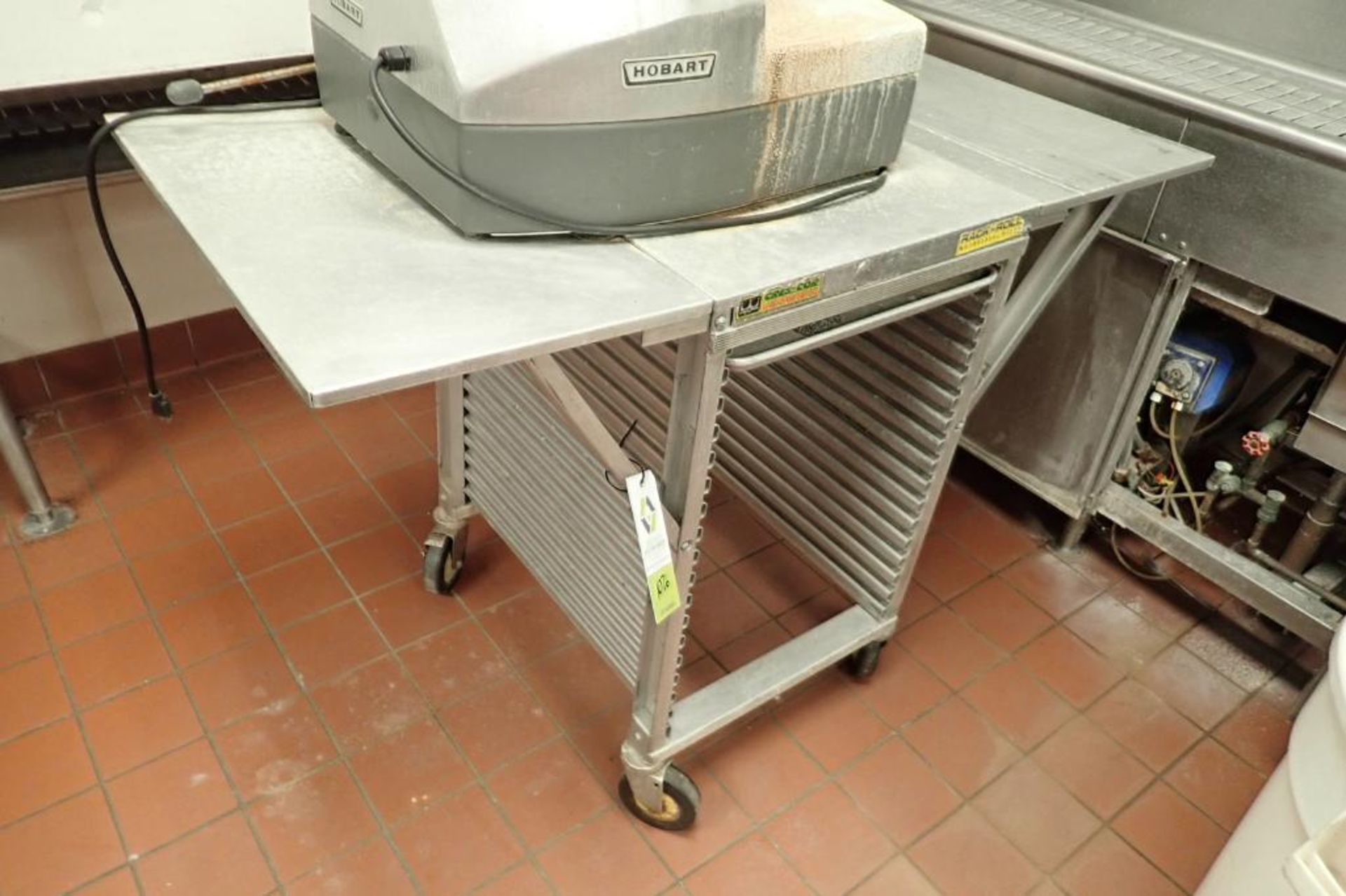 Cres-cor aluminum tray cart with folding sides - Image 6 of 6