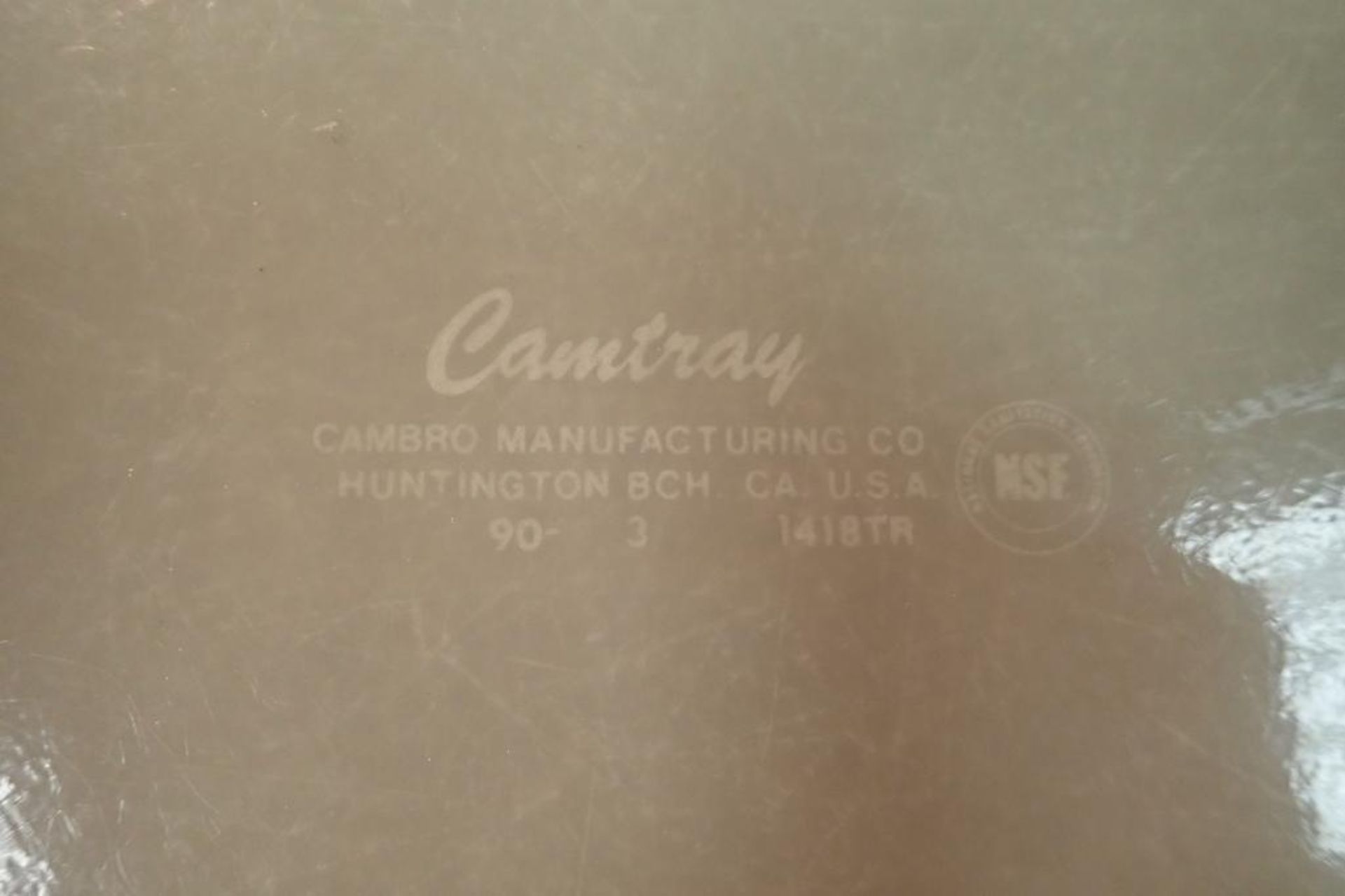 Lot of 50 Cambro camtray plastic trays - Image 5 of 5