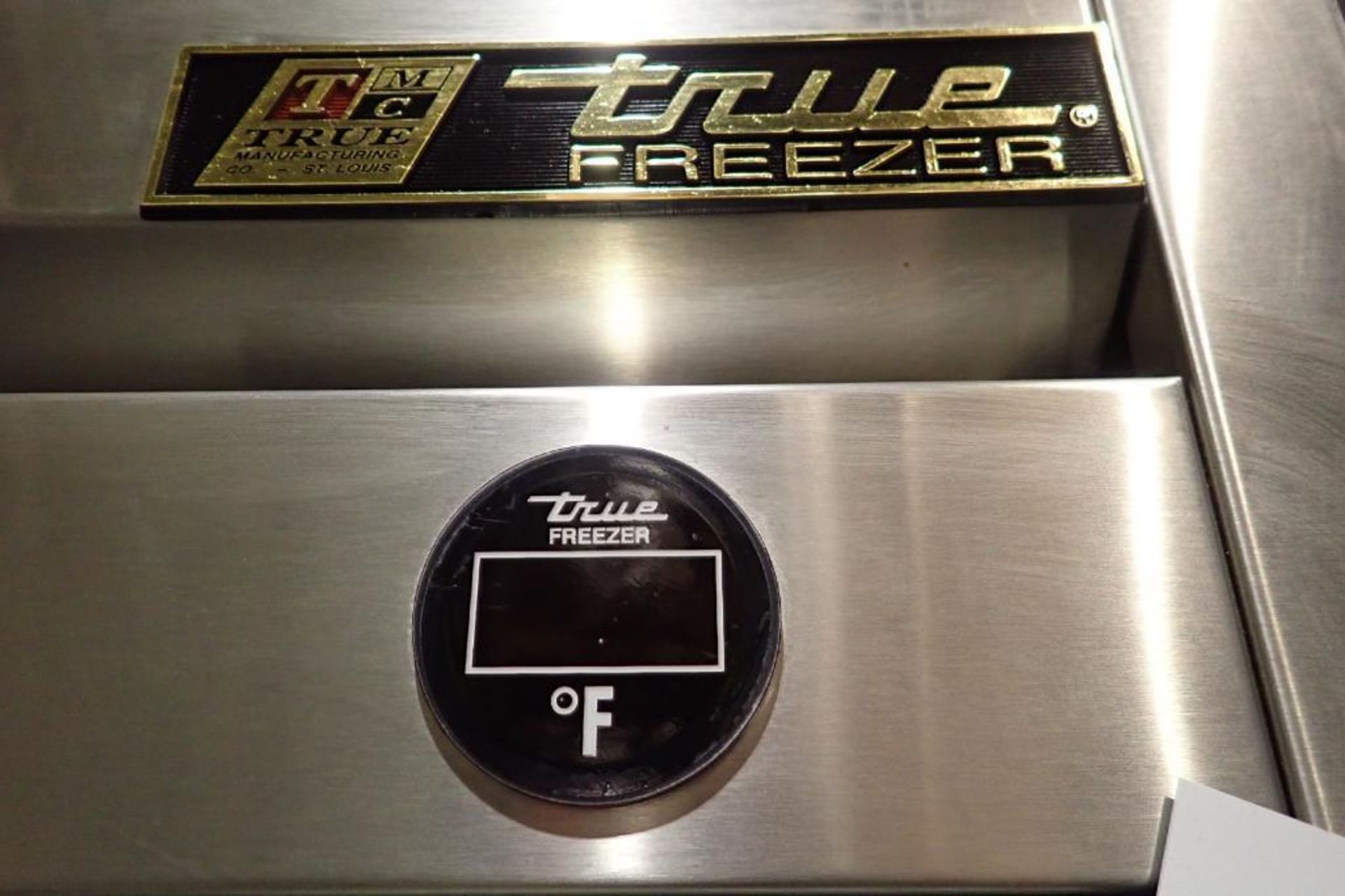 True SS commercial refrigerator and freezer combo - Image 4 of 7
