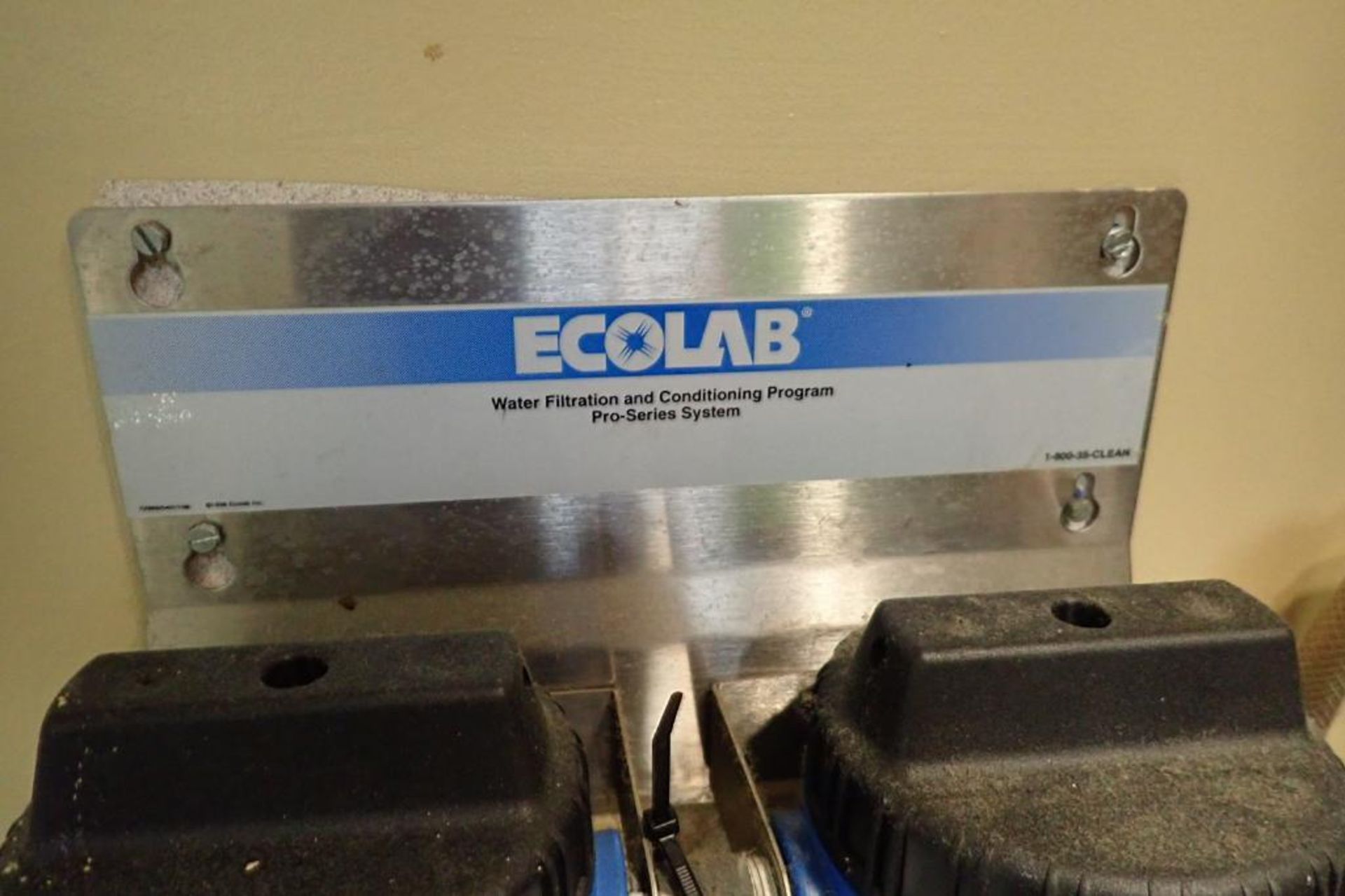 Ecolab water filtration and conditioning pro series system - Image 3 of 4