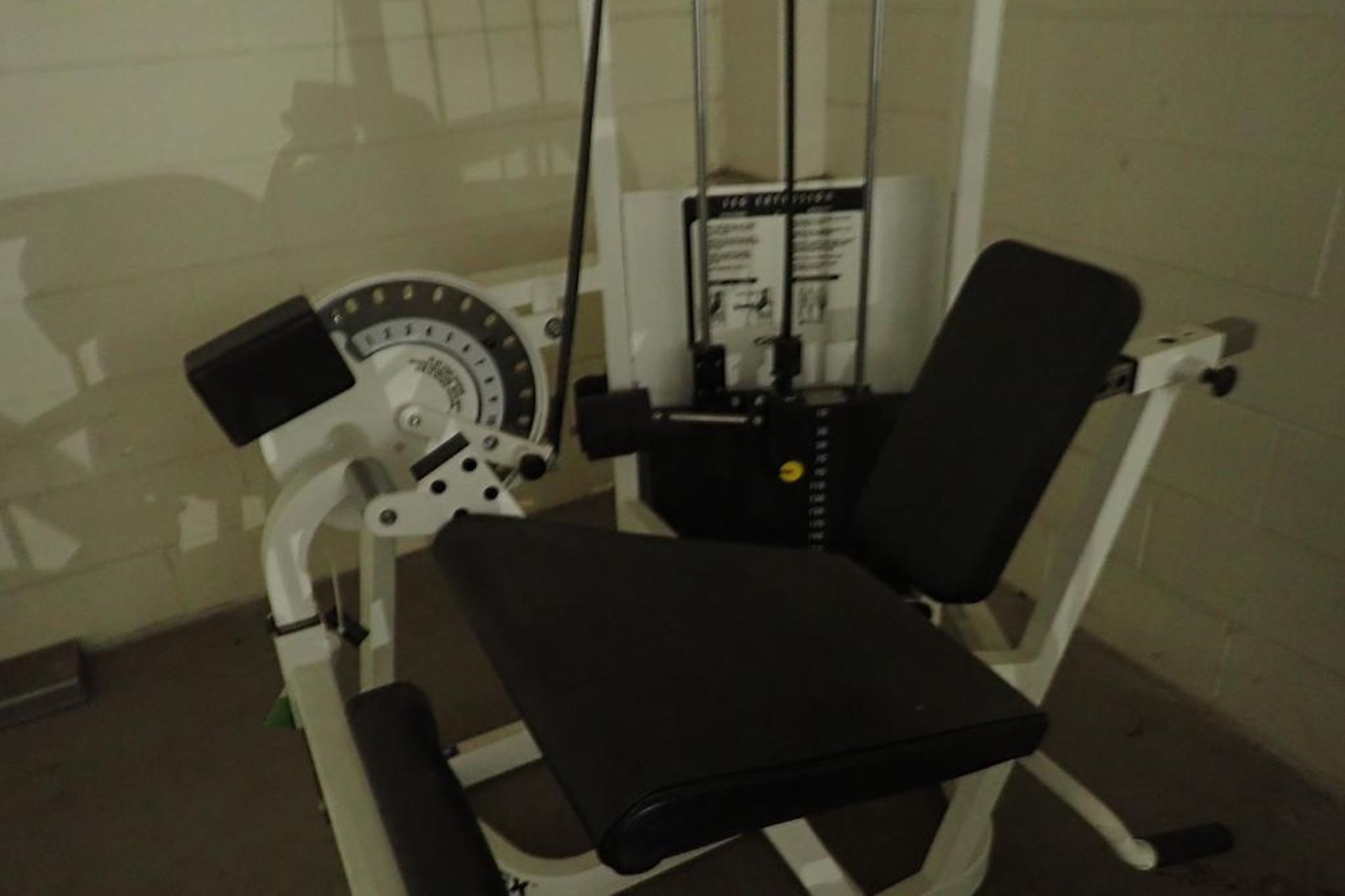 Manufacturer: Cybex - Leg Extension Machine - Model Number: - Image 2 of 5