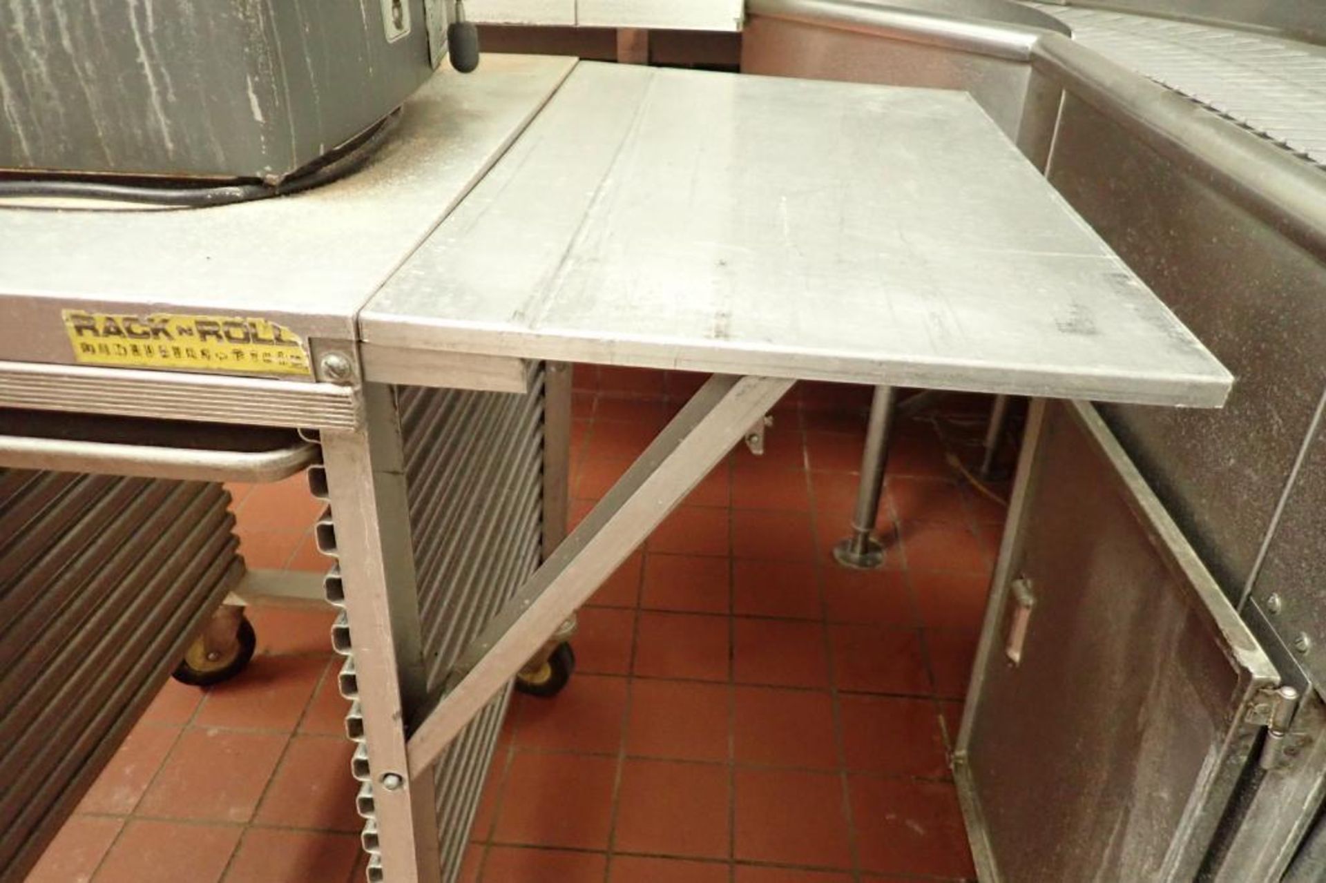 Cres-cor aluminum tray cart with folding sides - Image 4 of 6