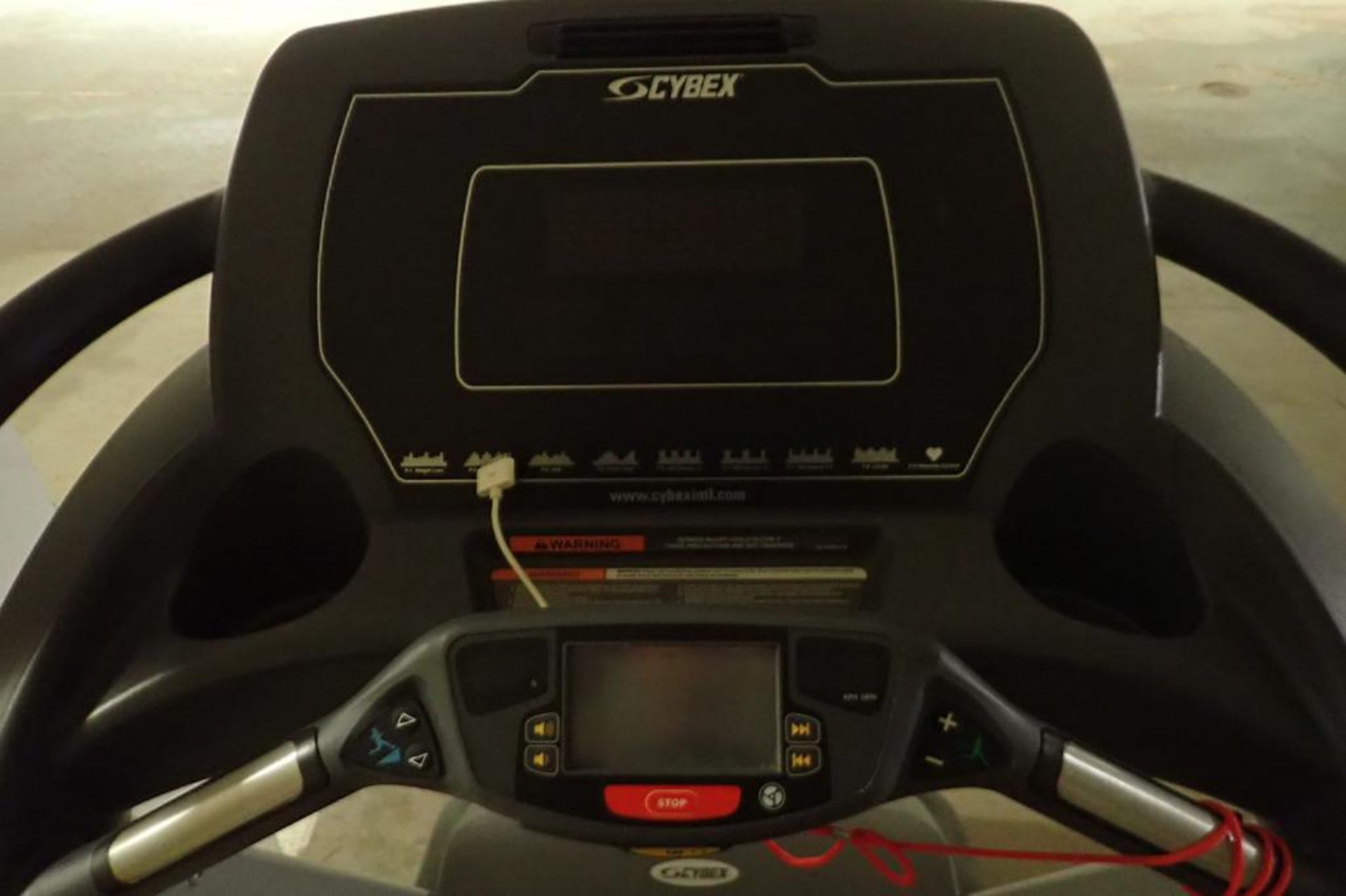 Manufacturer: Cybex - Treadmill - Model Number: 770T - Image 3 of 4