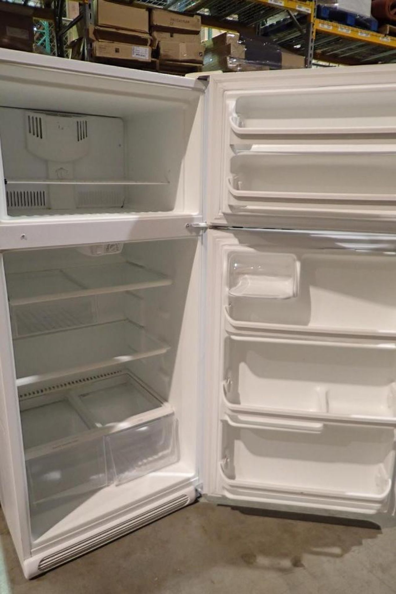 Frigidaire fridge/freezer combo - Image 3 of 5